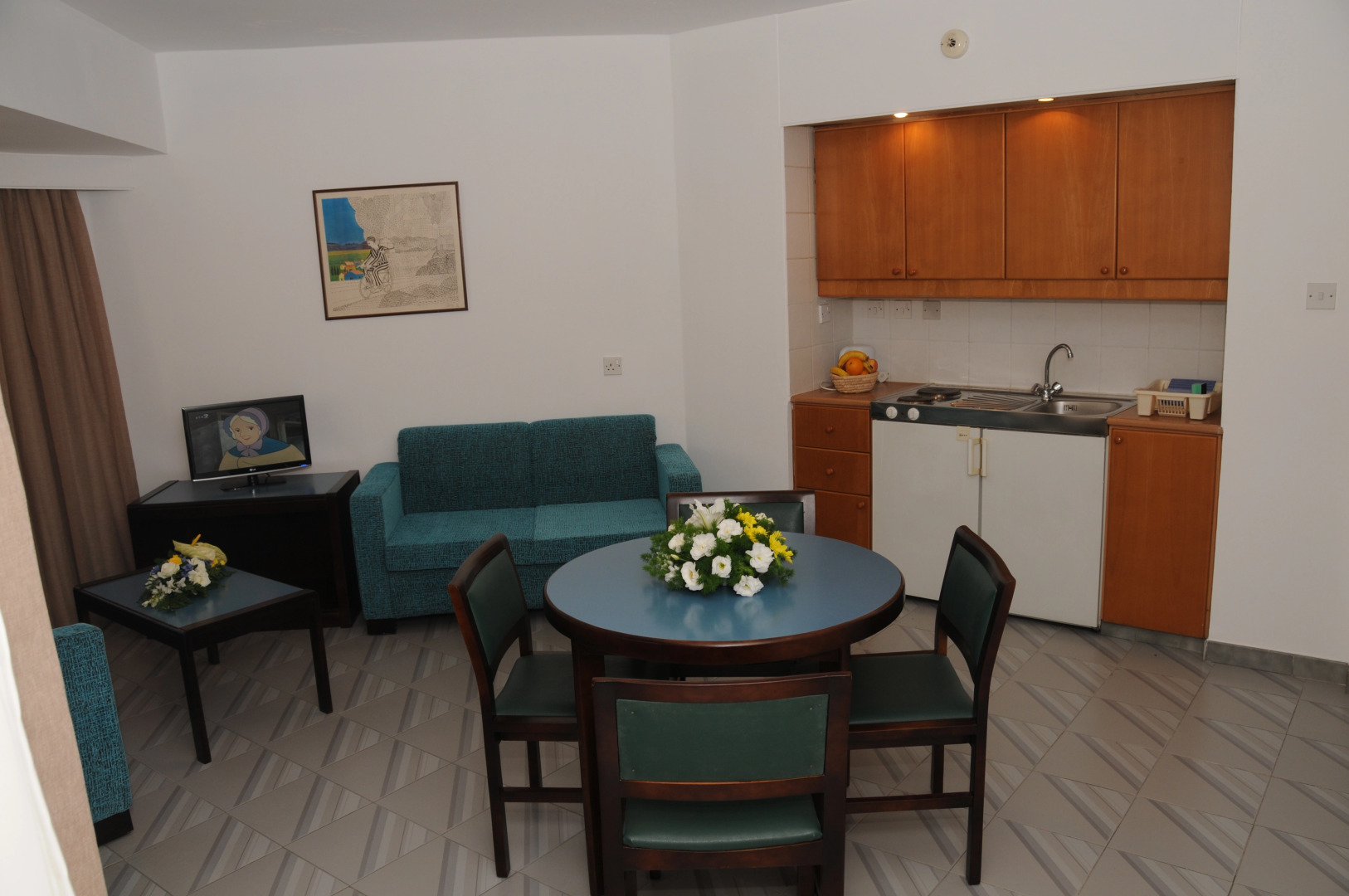 Atrium Zenon Hotel Apartments