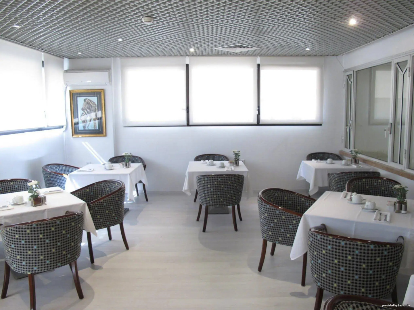 Best Western Regency Suites