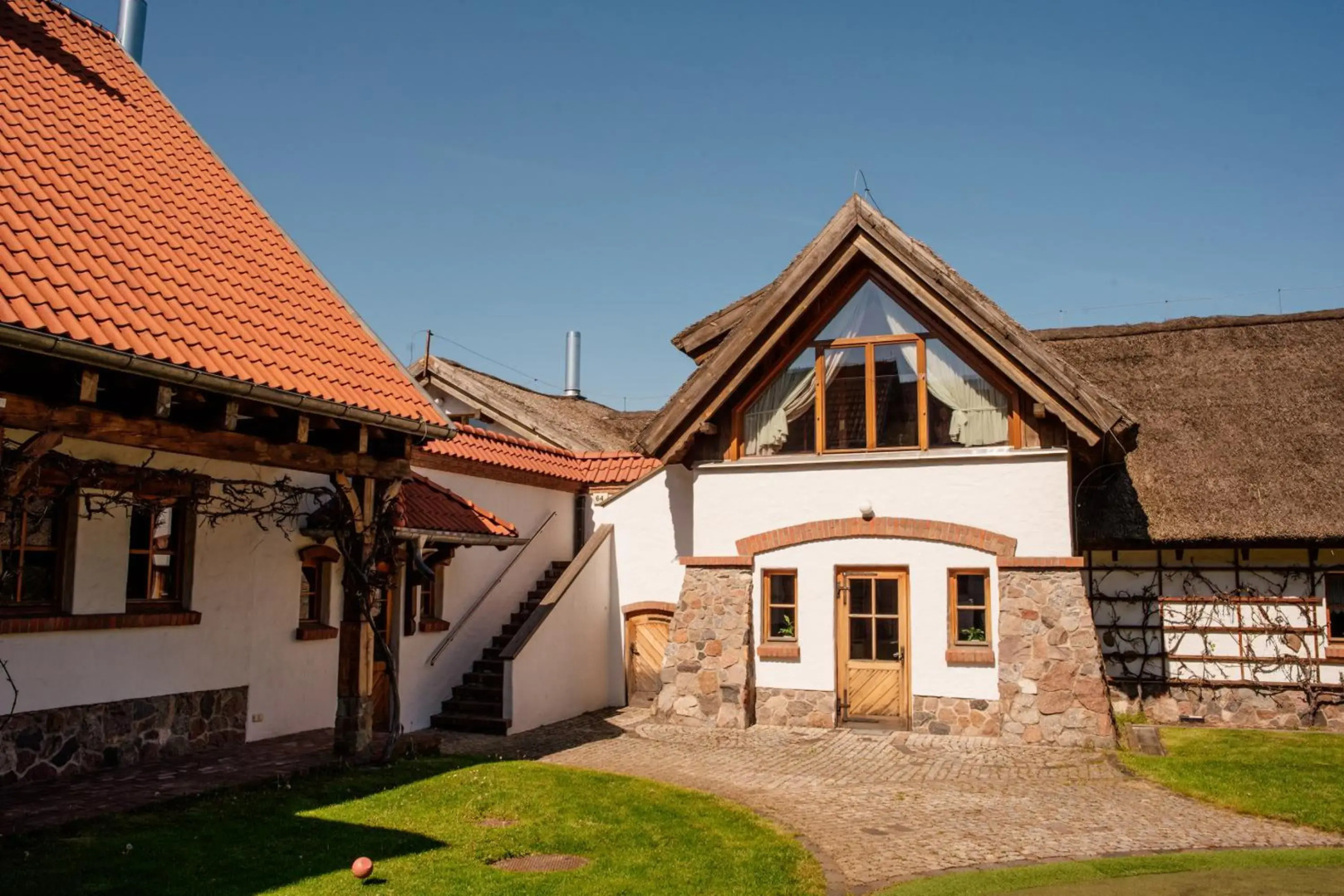 Głęboczek Vine Resort& Spa