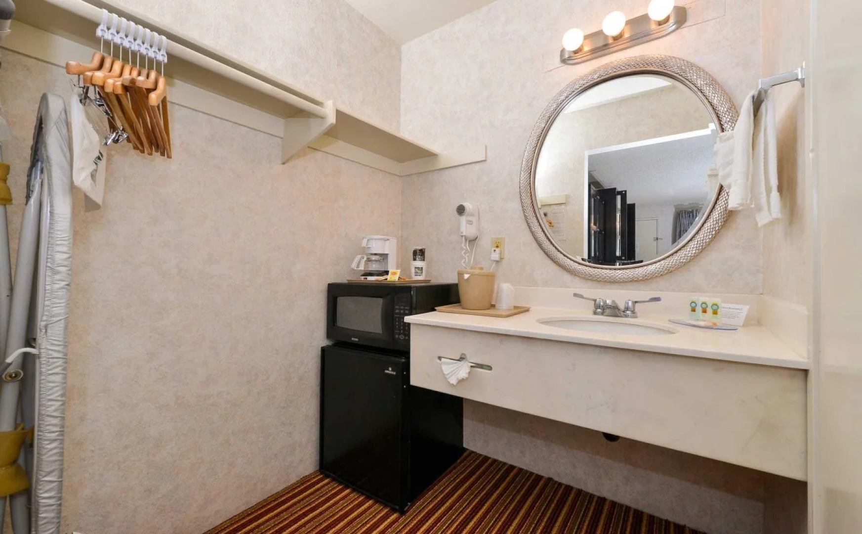 Rodeway Inn & Suites El Cajon San Diego East