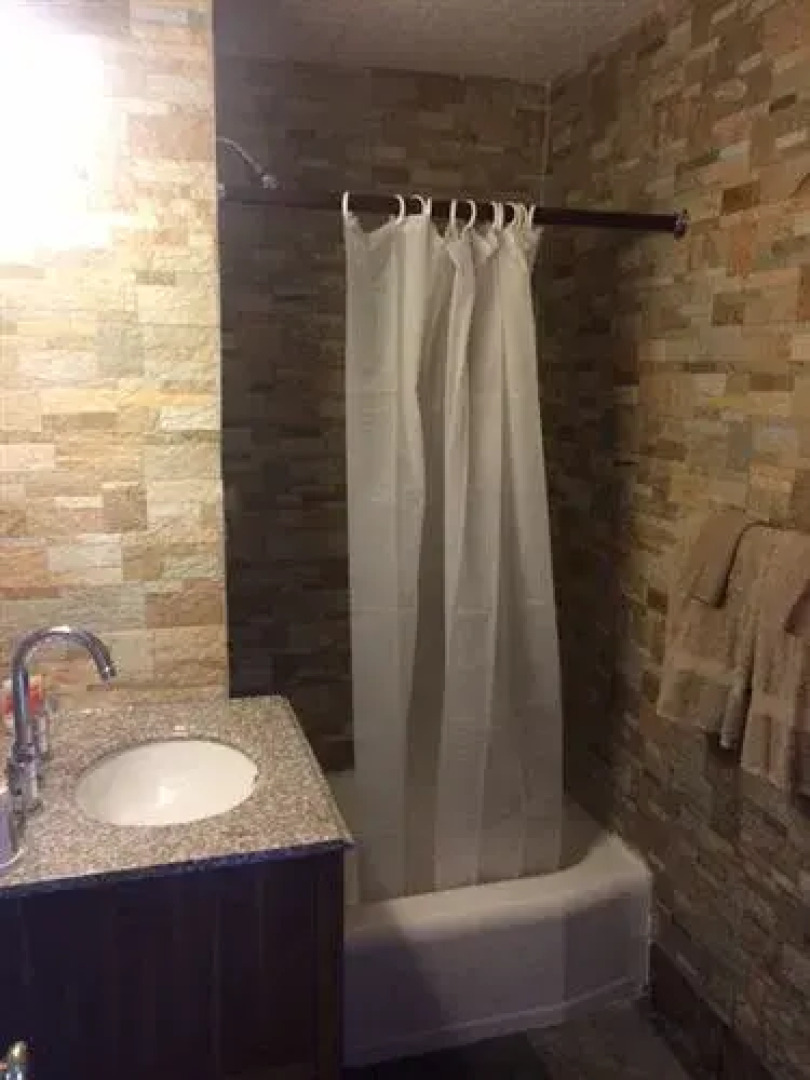 The Country Edge Motel