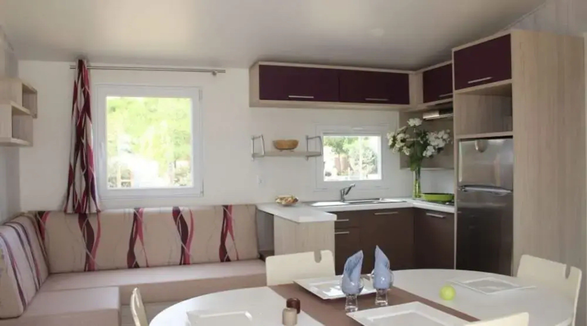 Mobilhome in Bessan With Terrace