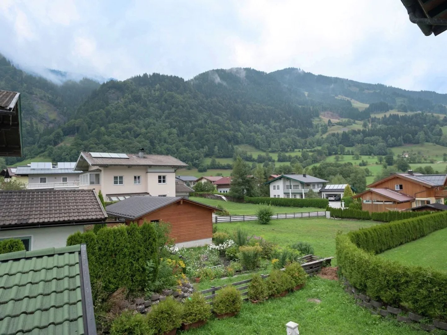 Spacious Holiday Home in Goldegg near Ski Lift