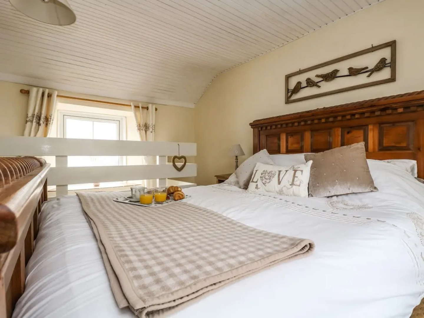 Manor Farmhouse Cottage