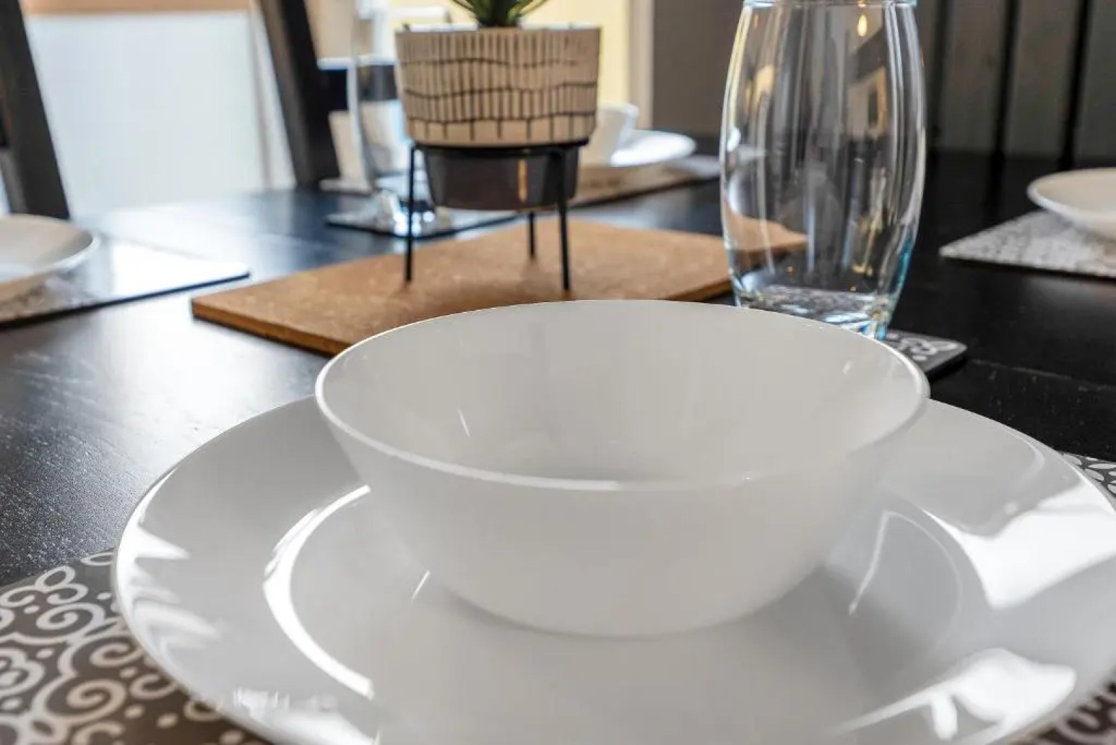 Cheerful Stays - Livingston - 4 Bedroom 3 Bath Home