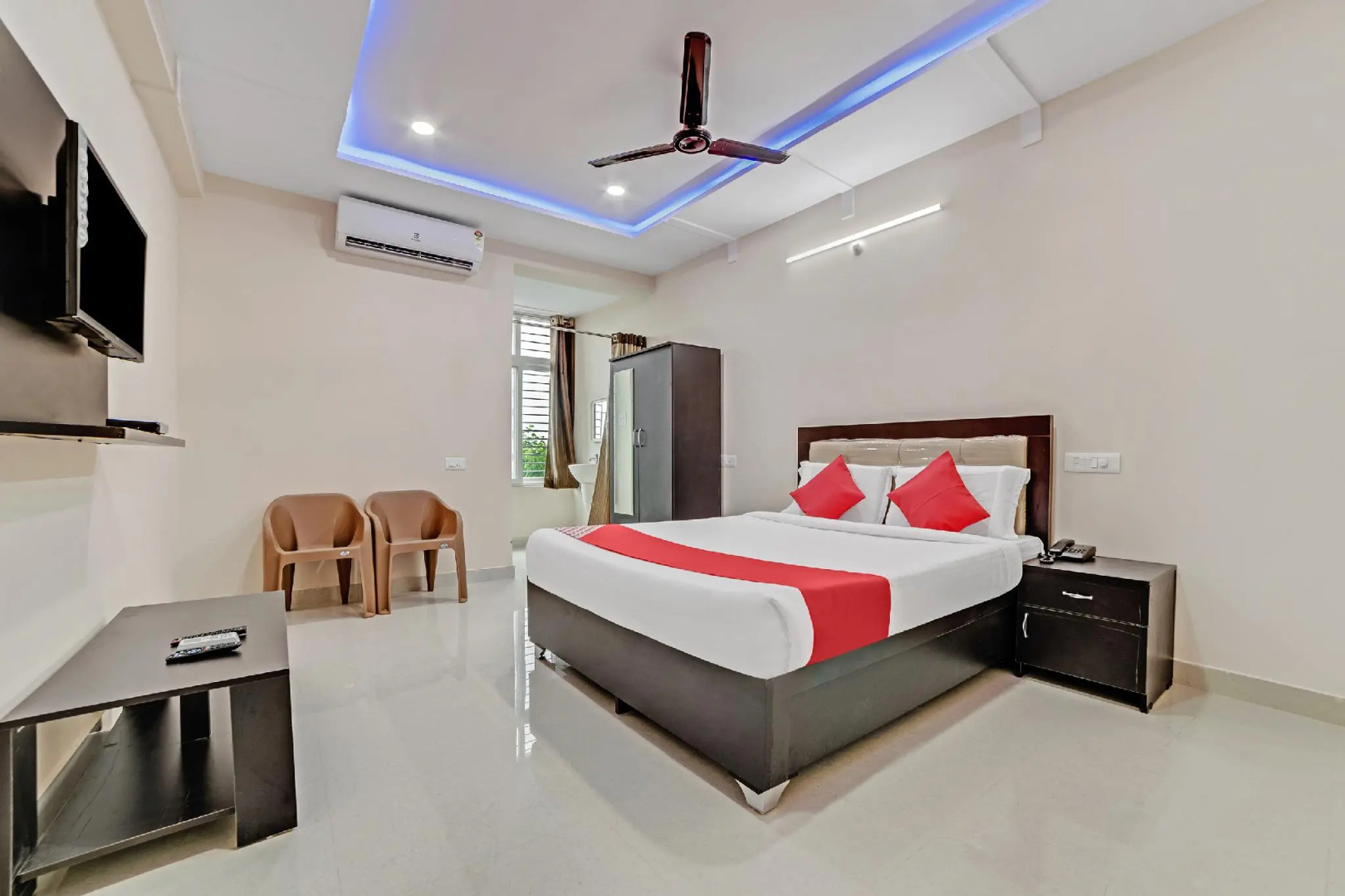 OYO Flagship 60526 5 STAR GRAND