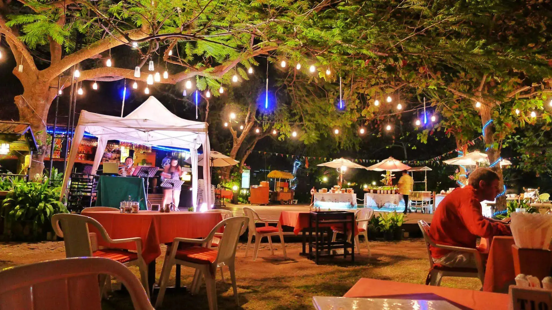 Sunset Village Beach Resort