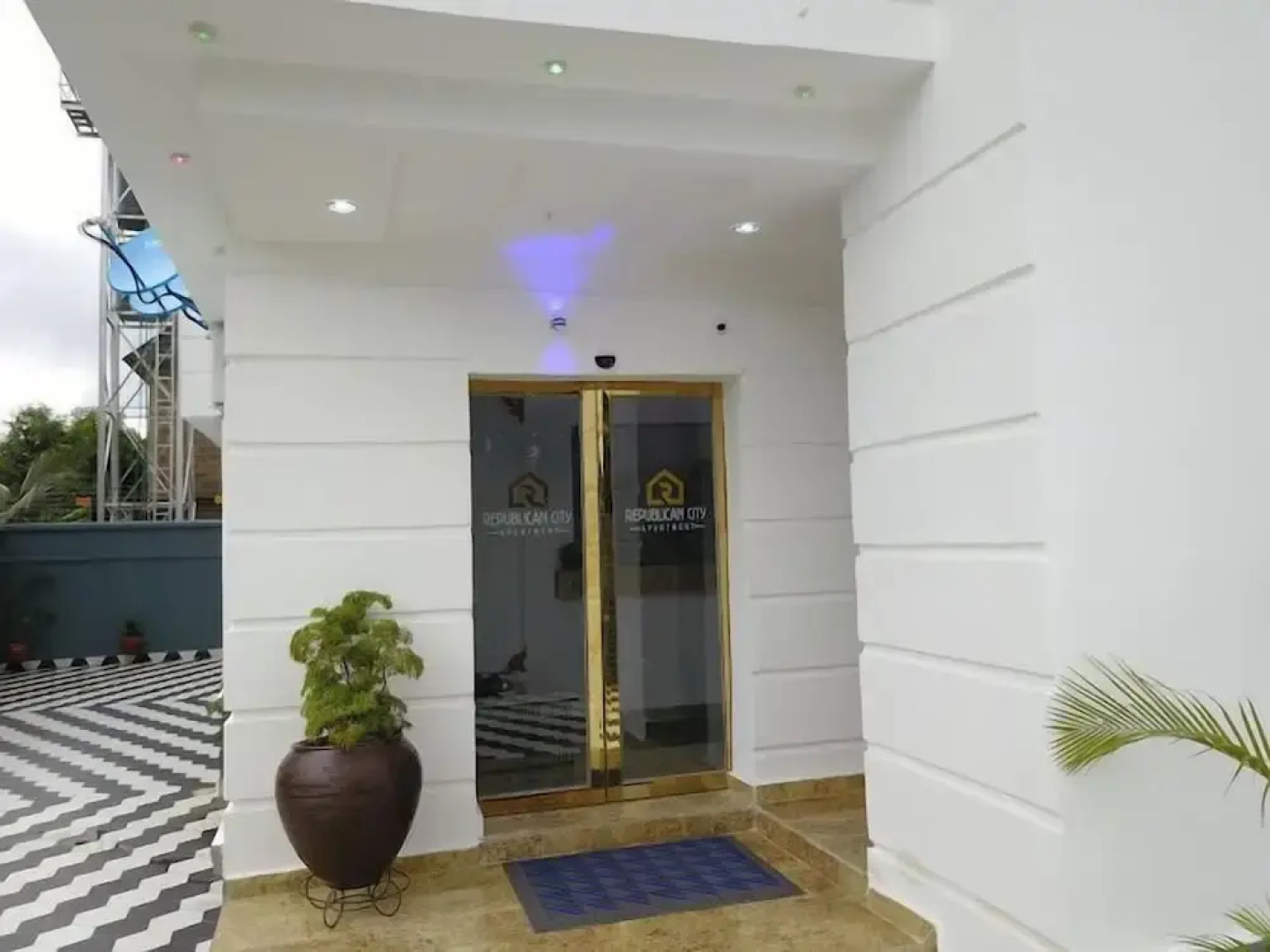 Republican City Apartment