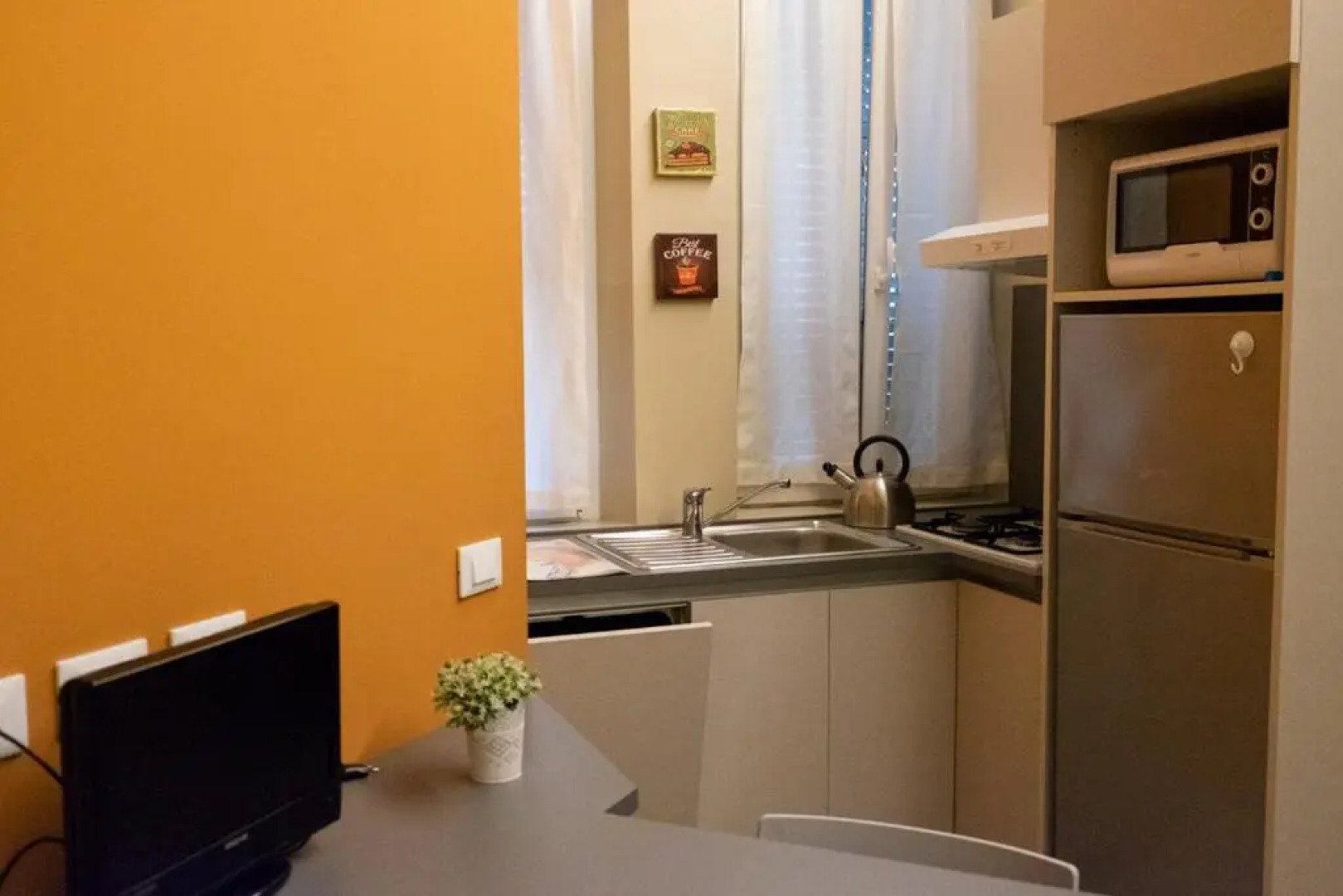 Bilocale vicino Stazione CIR 00015