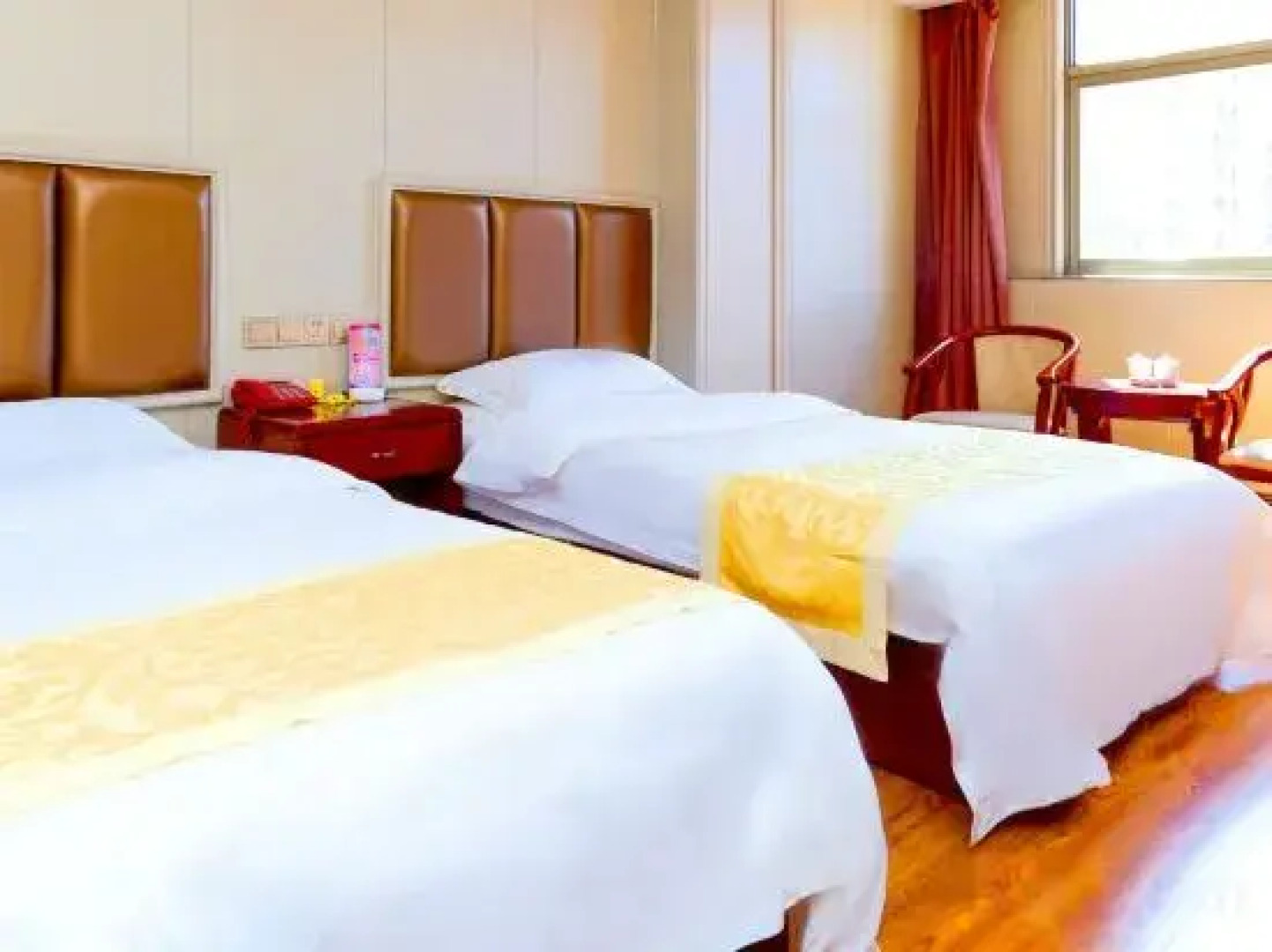 Linfen junrui business hotel