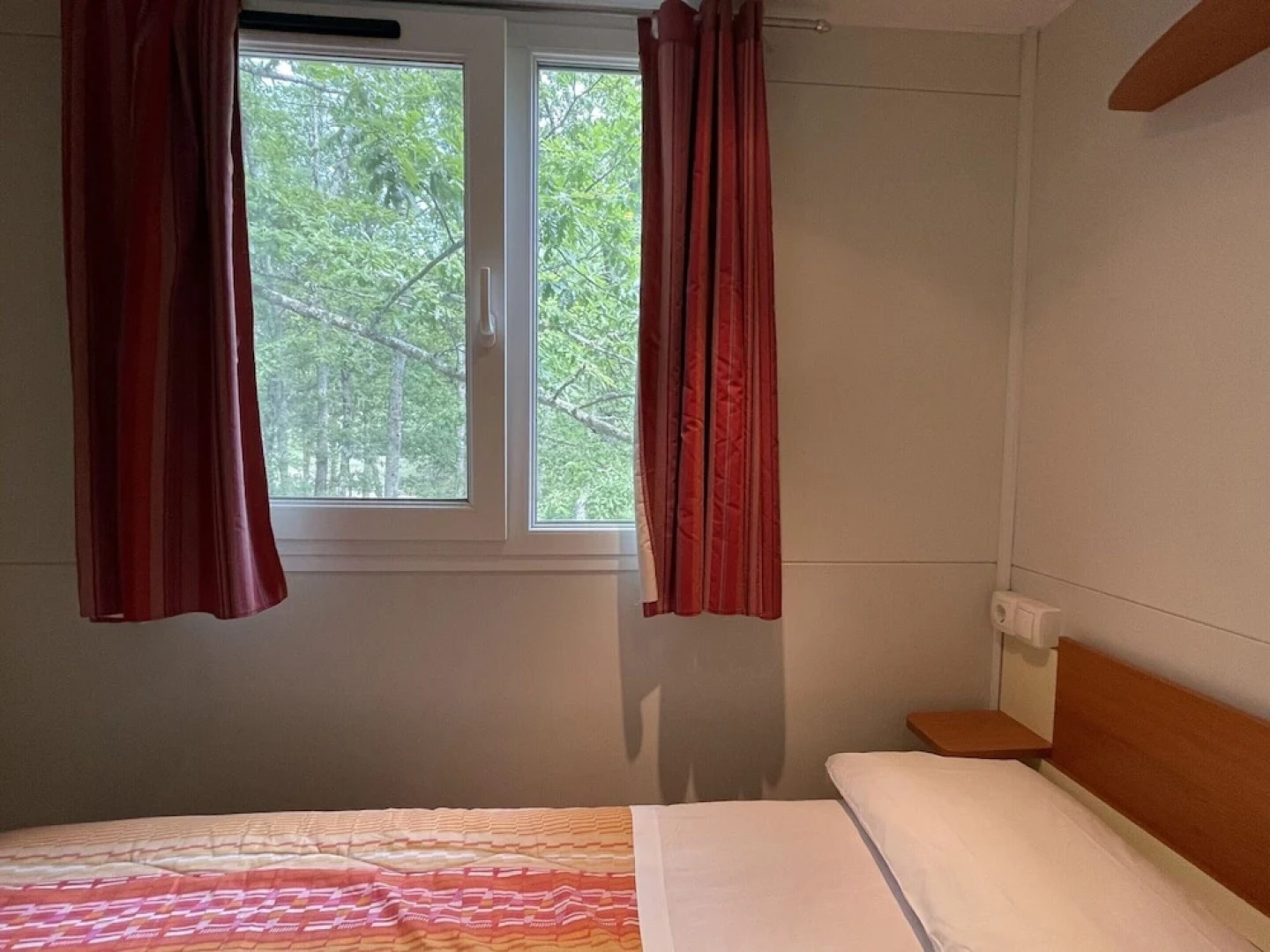 Cosy Mobile Home in Toscana With Shared Pool