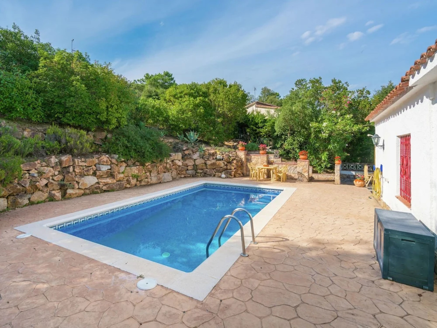 Well Maintained Holiday Home in Quiet Surroundings With Privacy and Private Pool