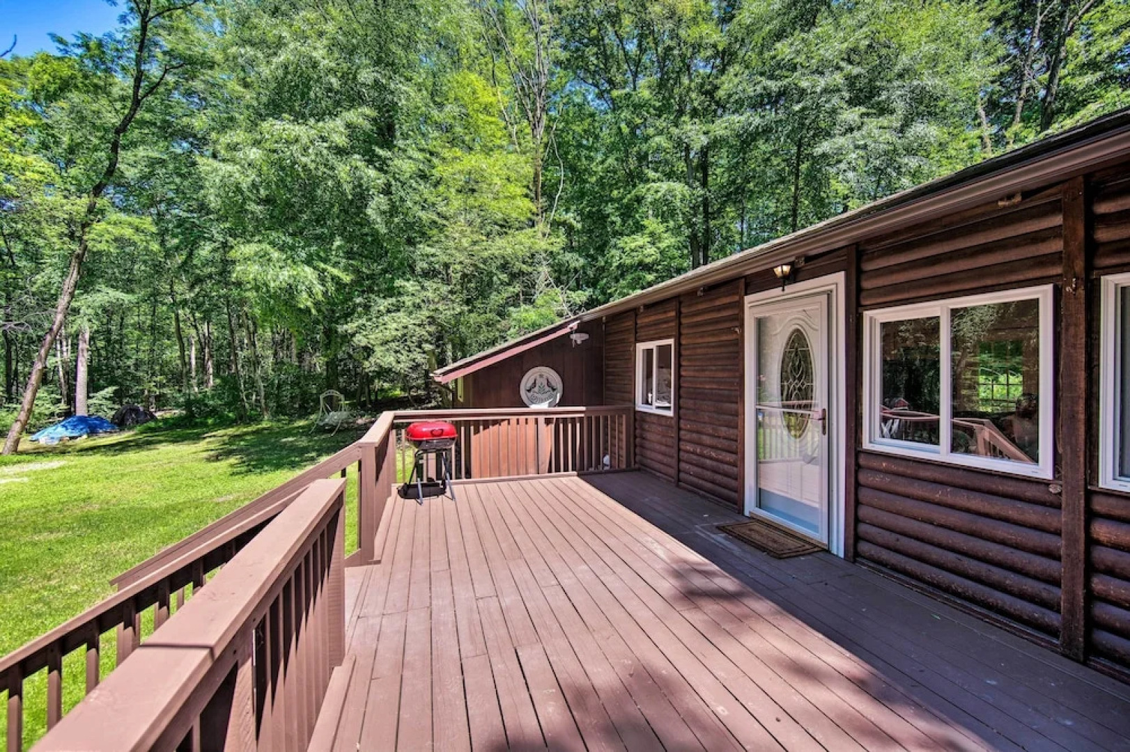 Hike, Hunt & Unwind: Cozy Cabin Near Hersheypark