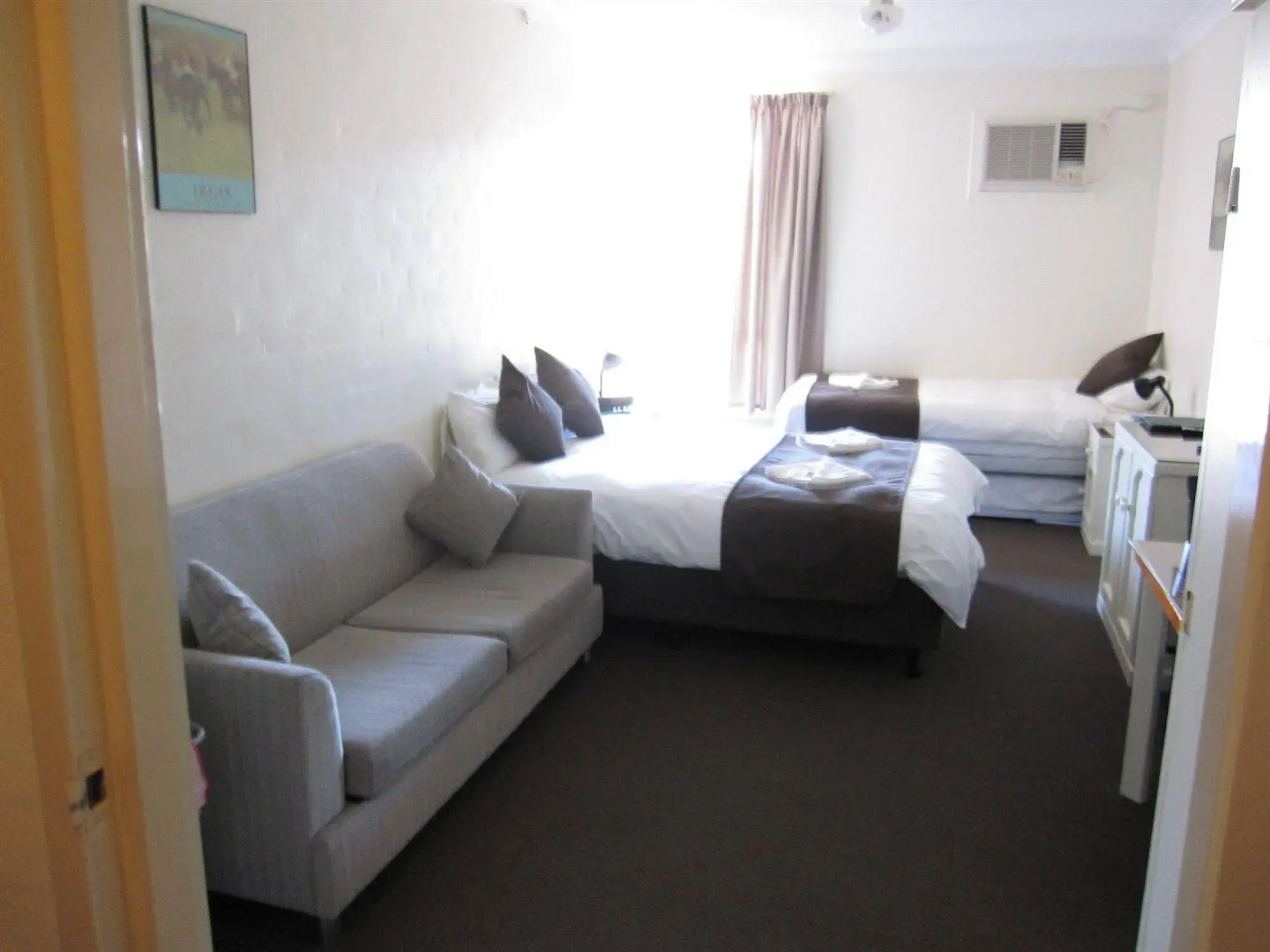 Aussie Settler Motel