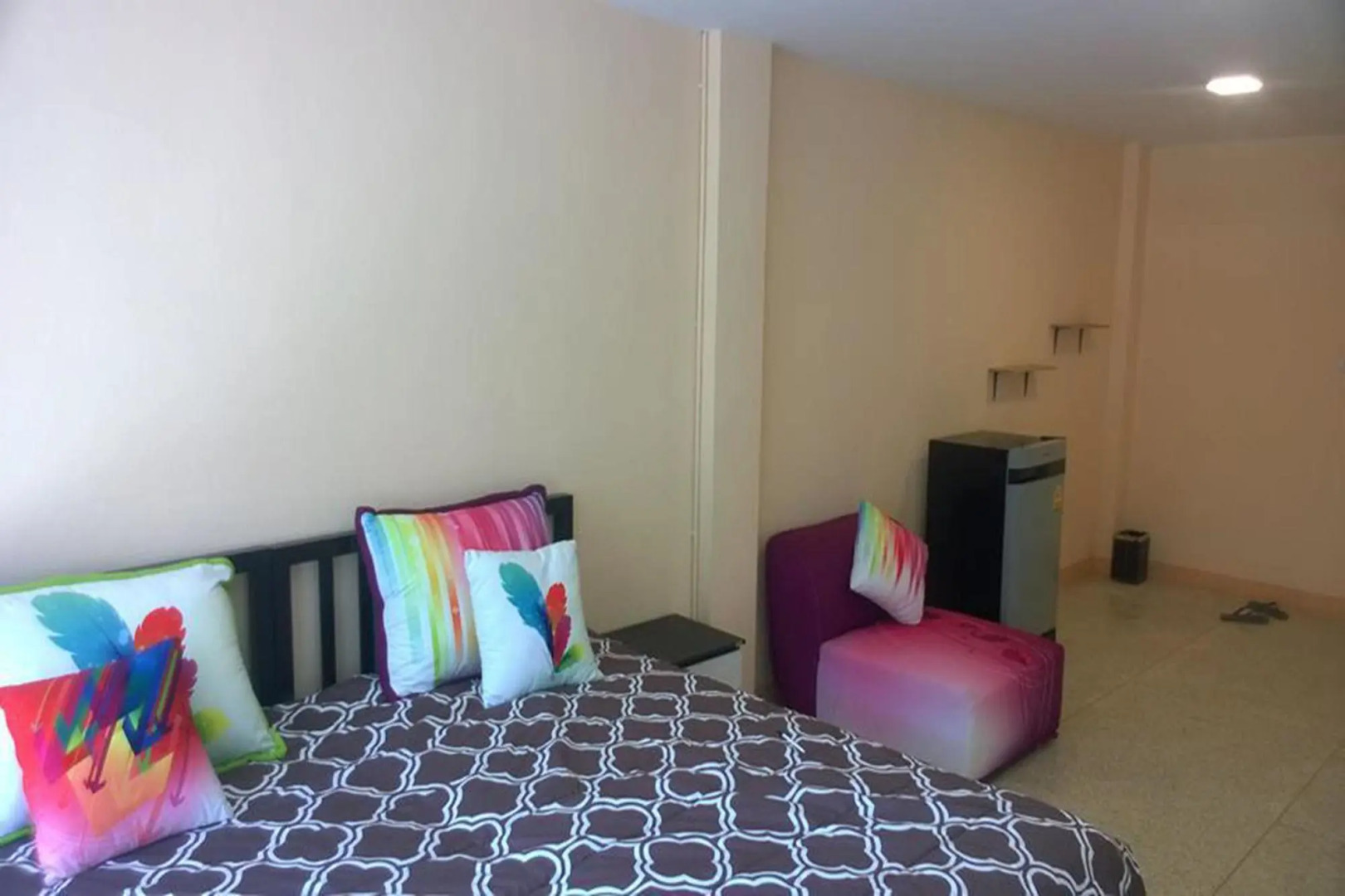 Lemon Tree Residence Sriracha