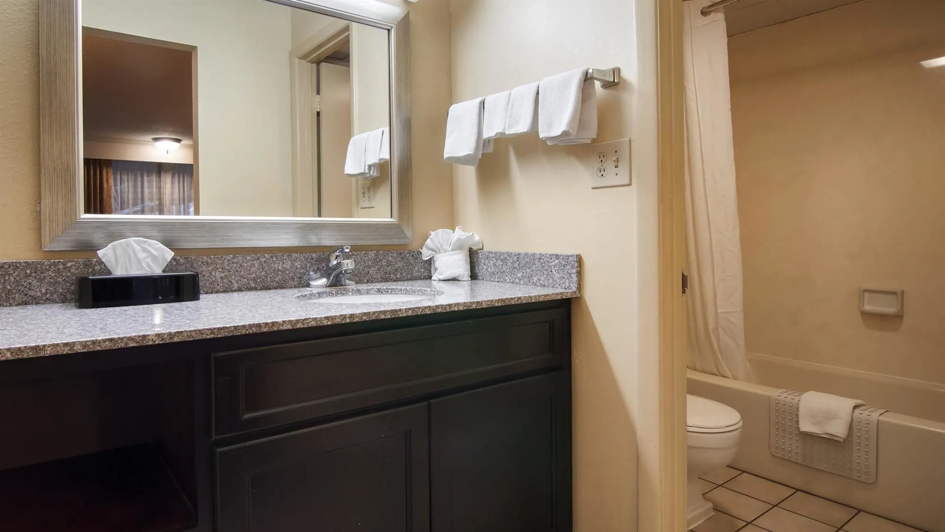 Best Western Toni Inn