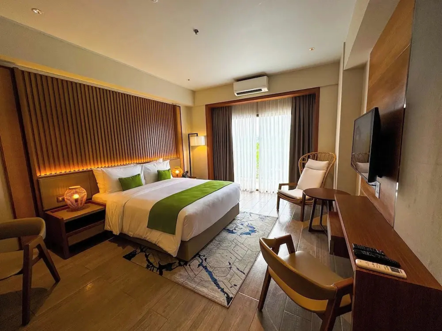 Cebu One Tectona Resort Hotel