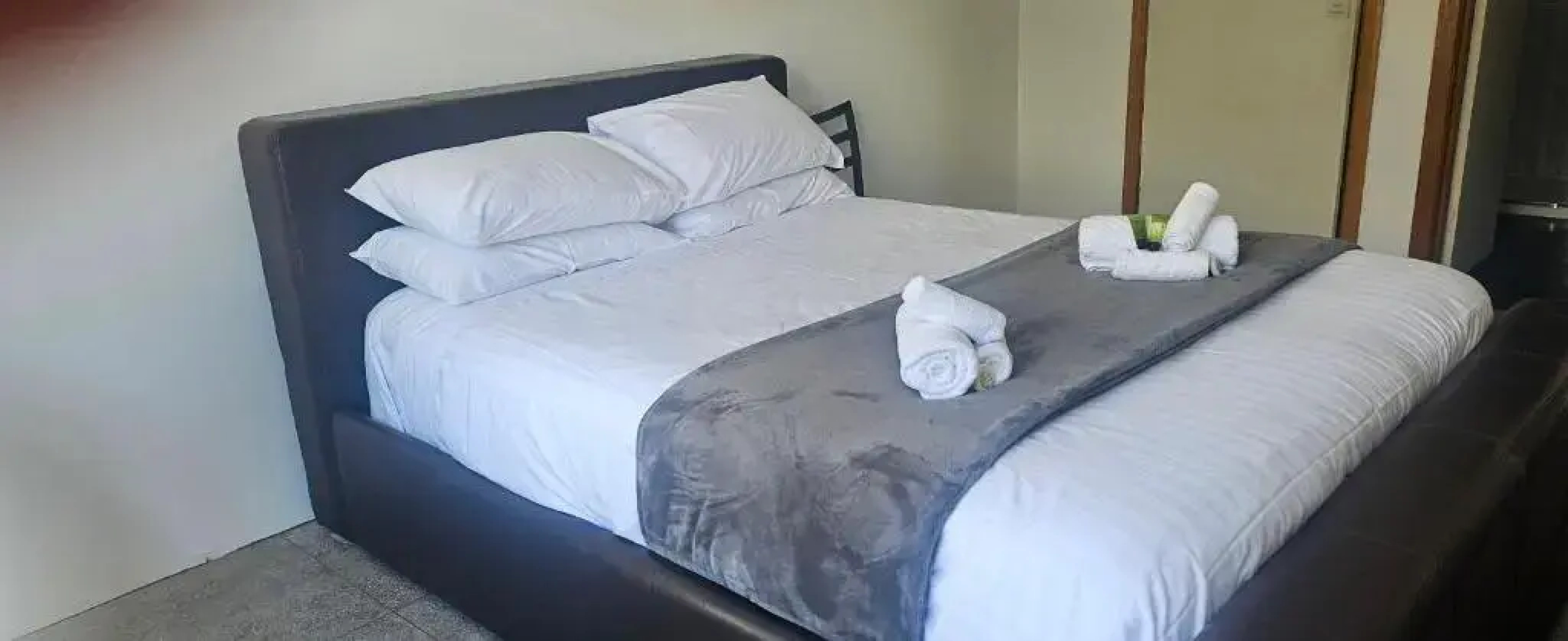 Wharf Hotel