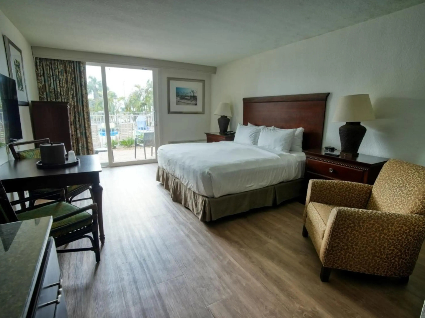 Treasure Island Hotel and Marina
