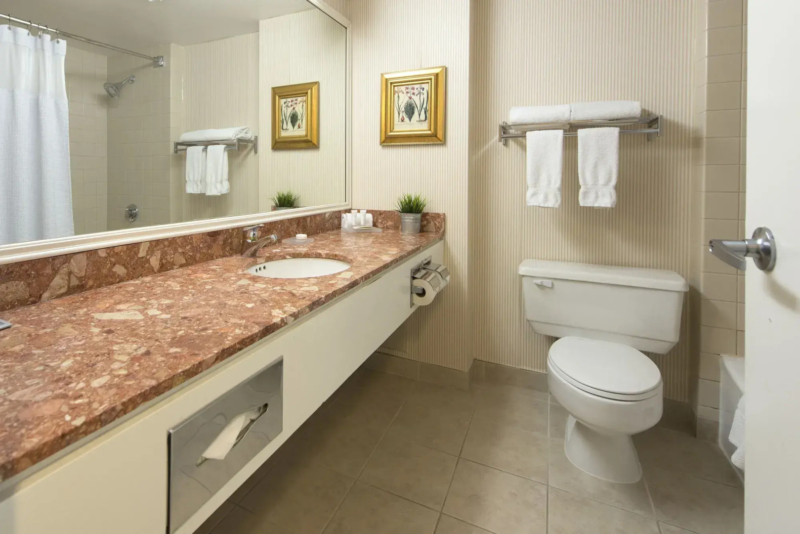 Toronto Don Valley Hotel and Suites