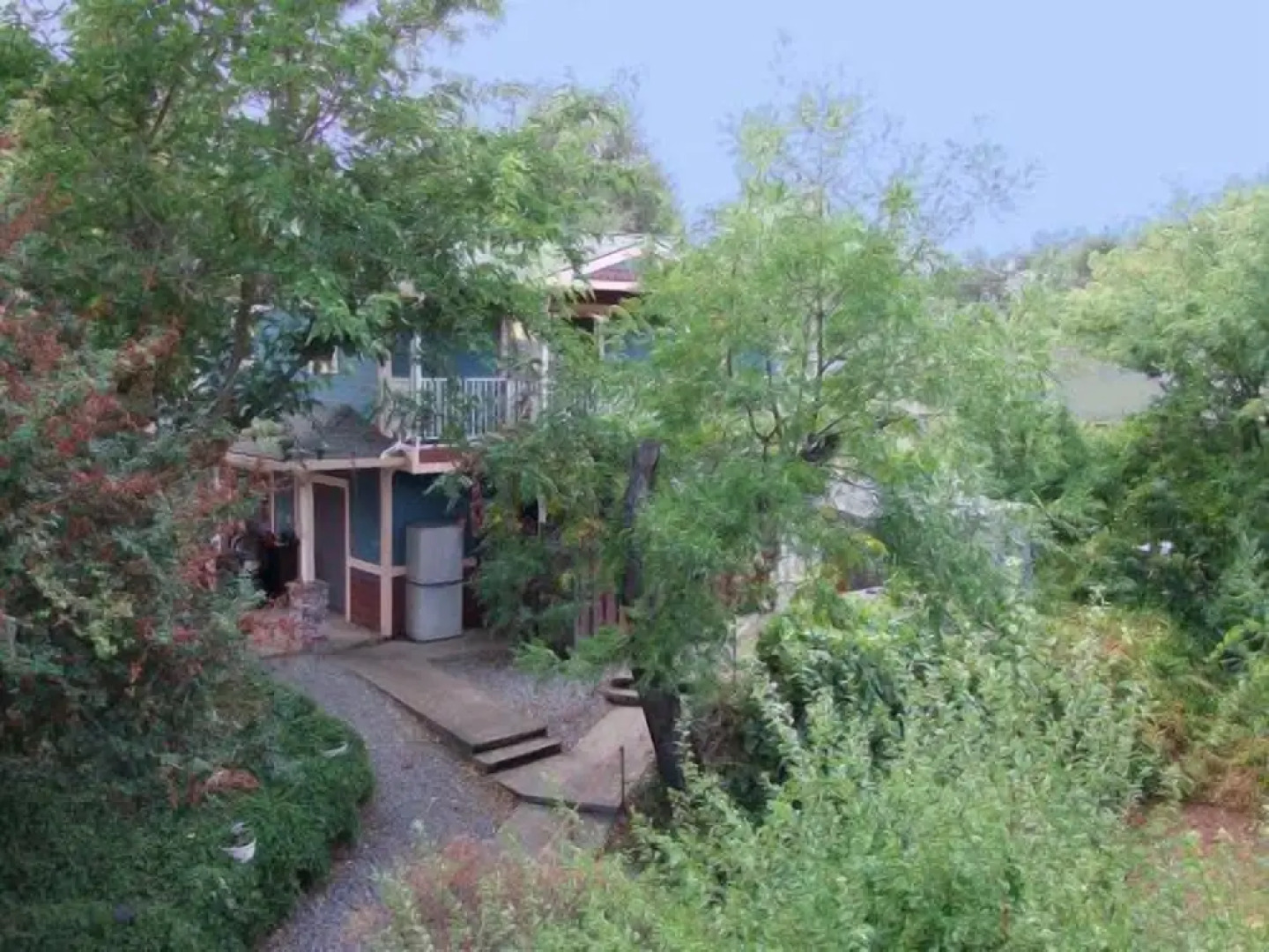 Robins Nest Bed & Breakfast