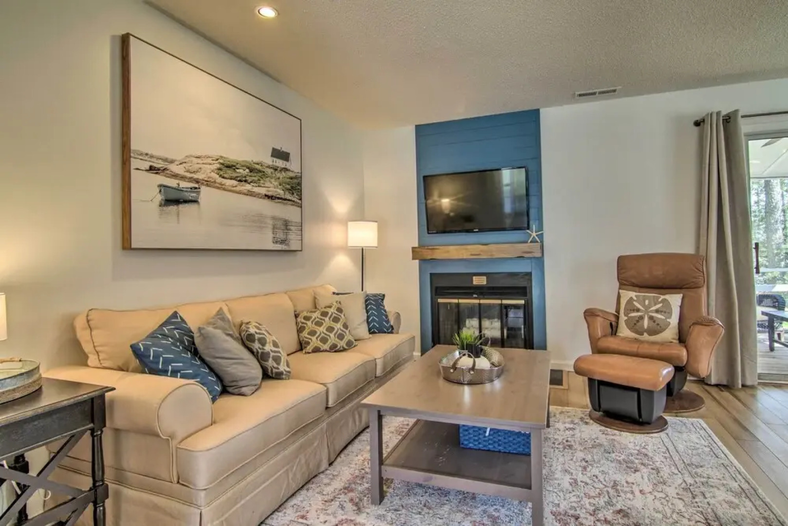 1 Mi to Beach & Boardwalk: Family Townhome