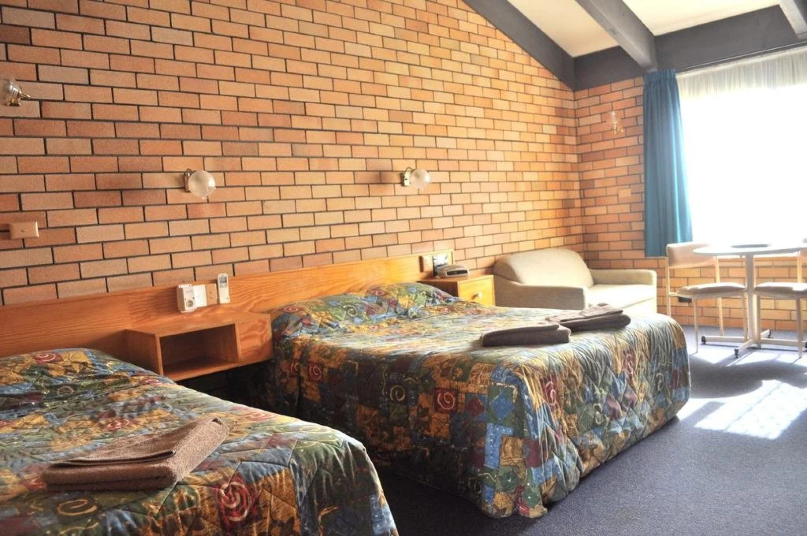 All Travellers Motor Inn