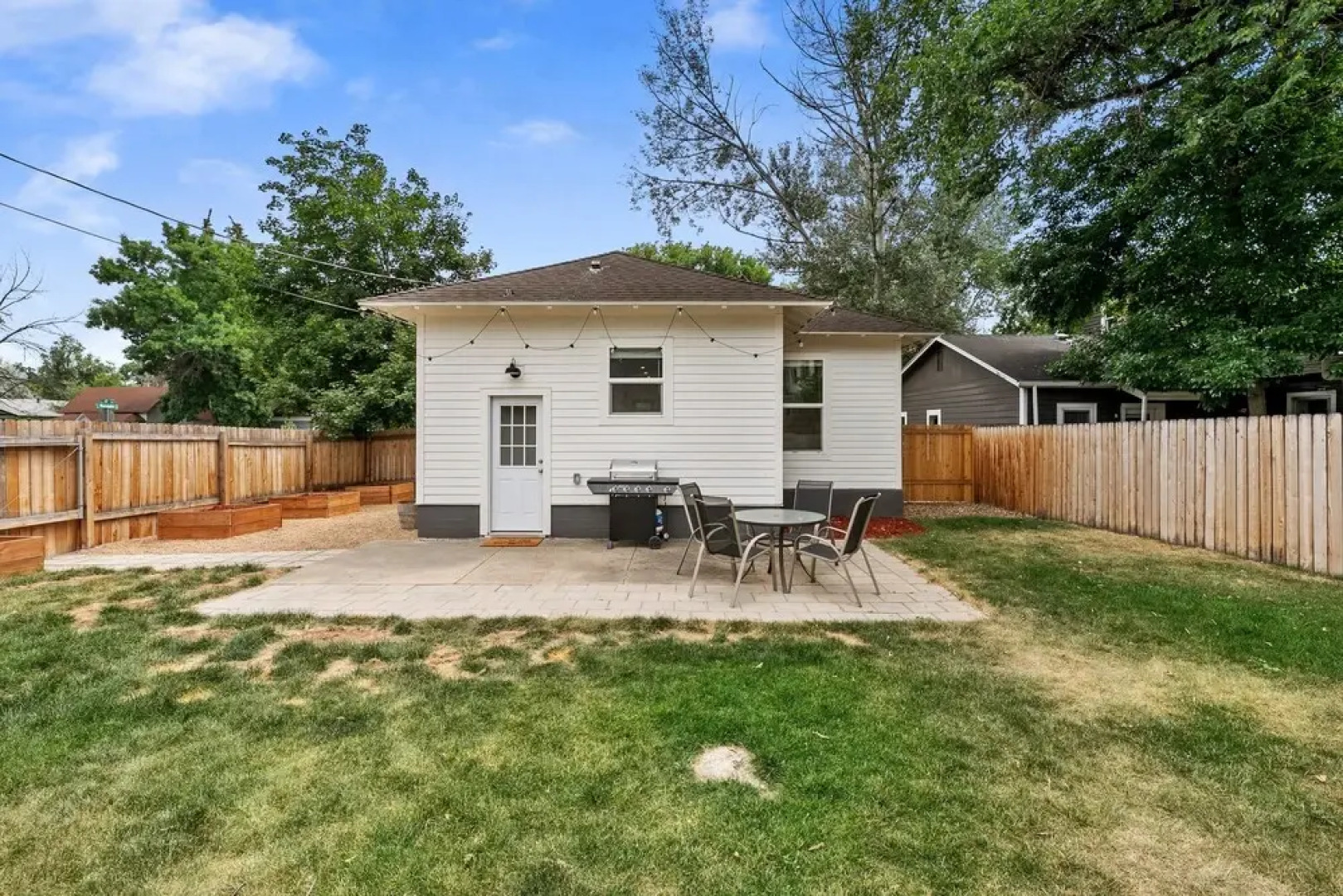 Cozy Chic Home In Downtown Loveland!