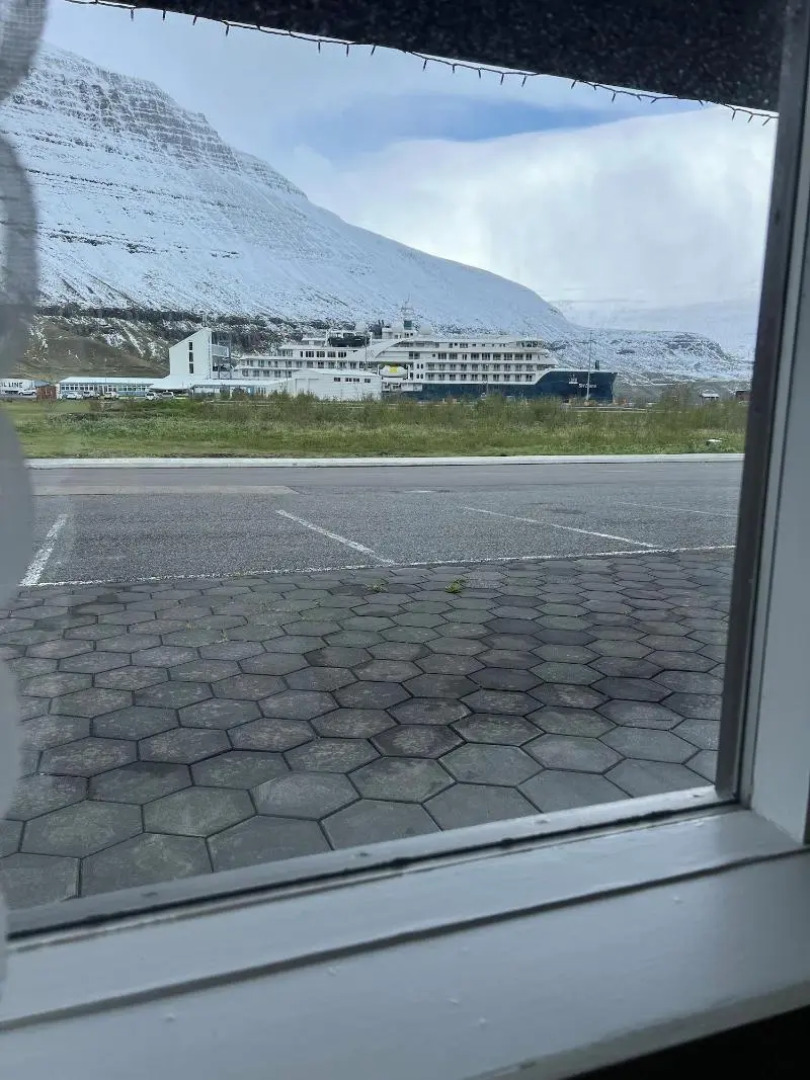 Media Luna Guesthouse