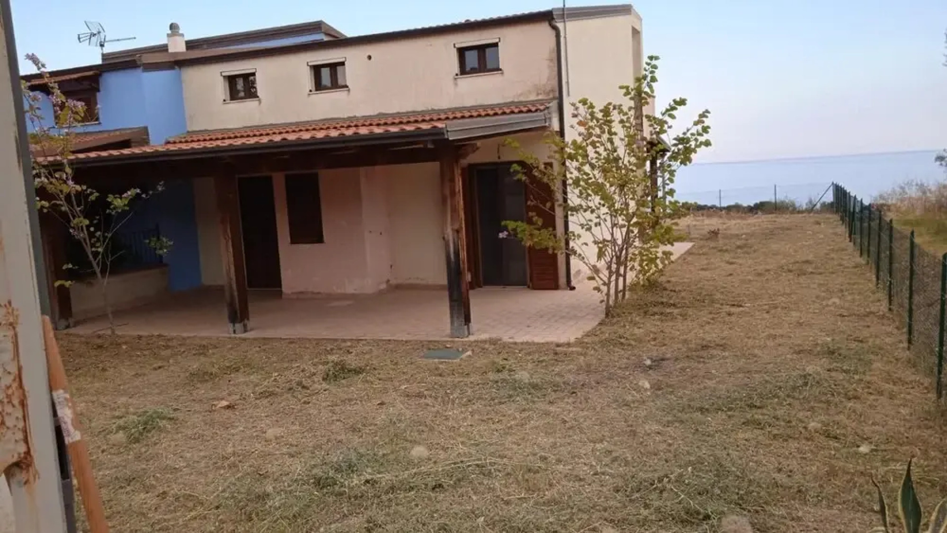 2 Bed Villa - Sleeps 4 - Pets - Garden - Parking