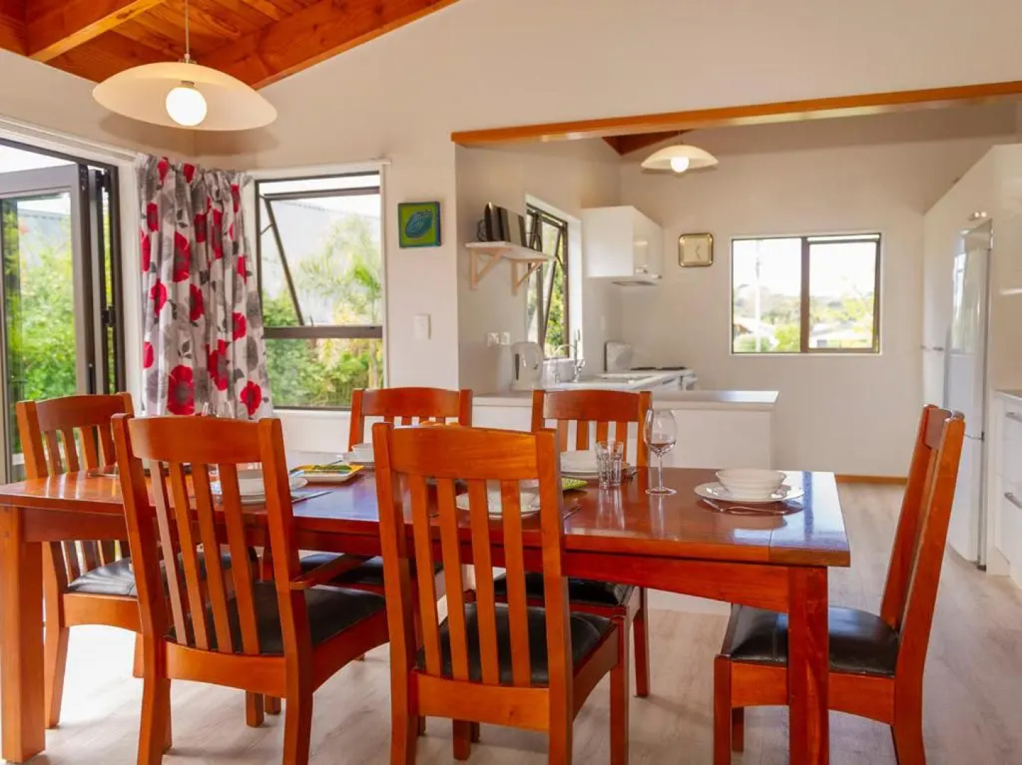 The Bach Retreat - Hahei Holiday House