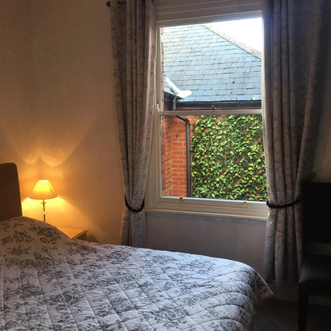 Hillcrest Guest House