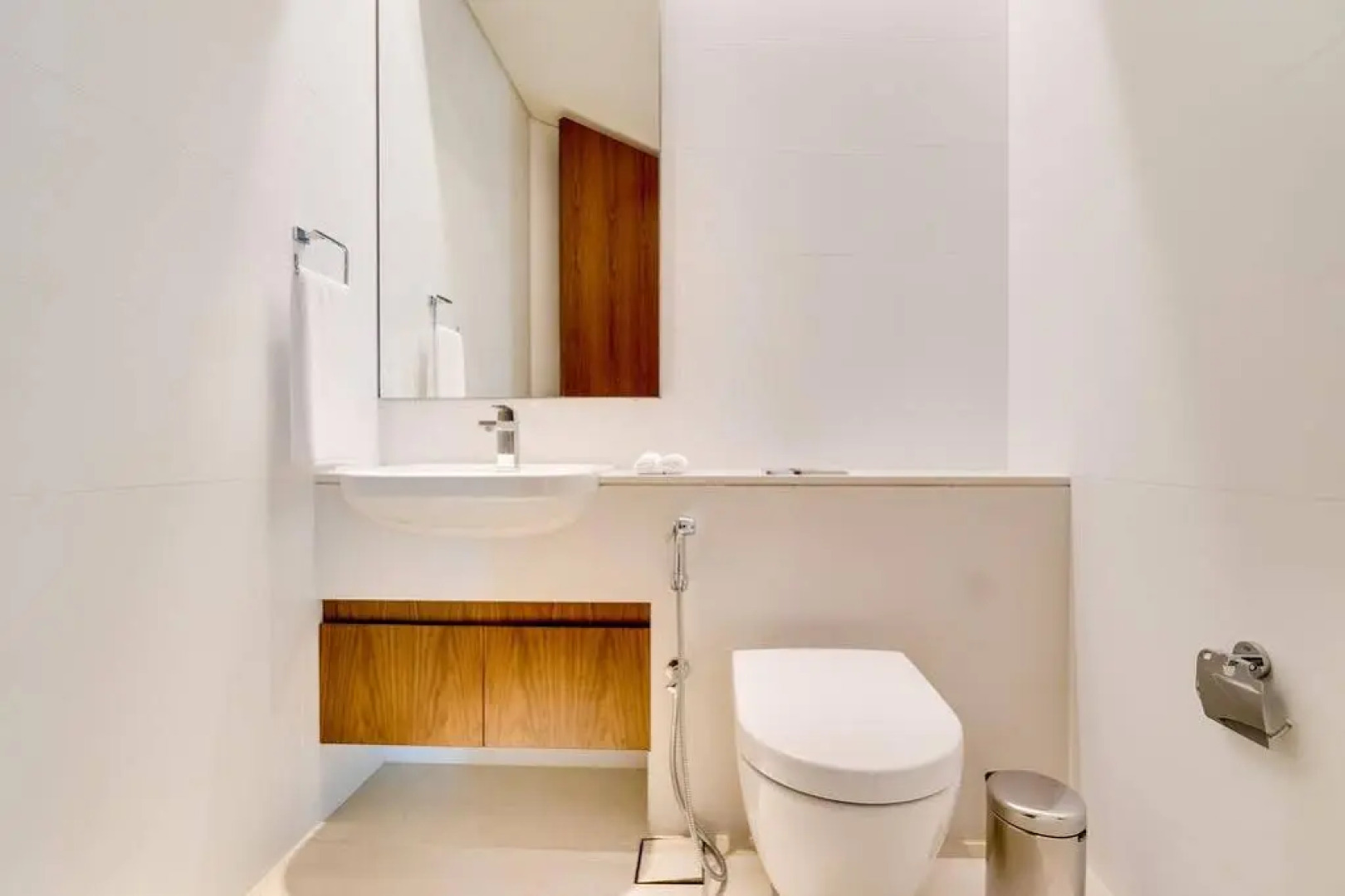 Vida Emirates Hills Residences