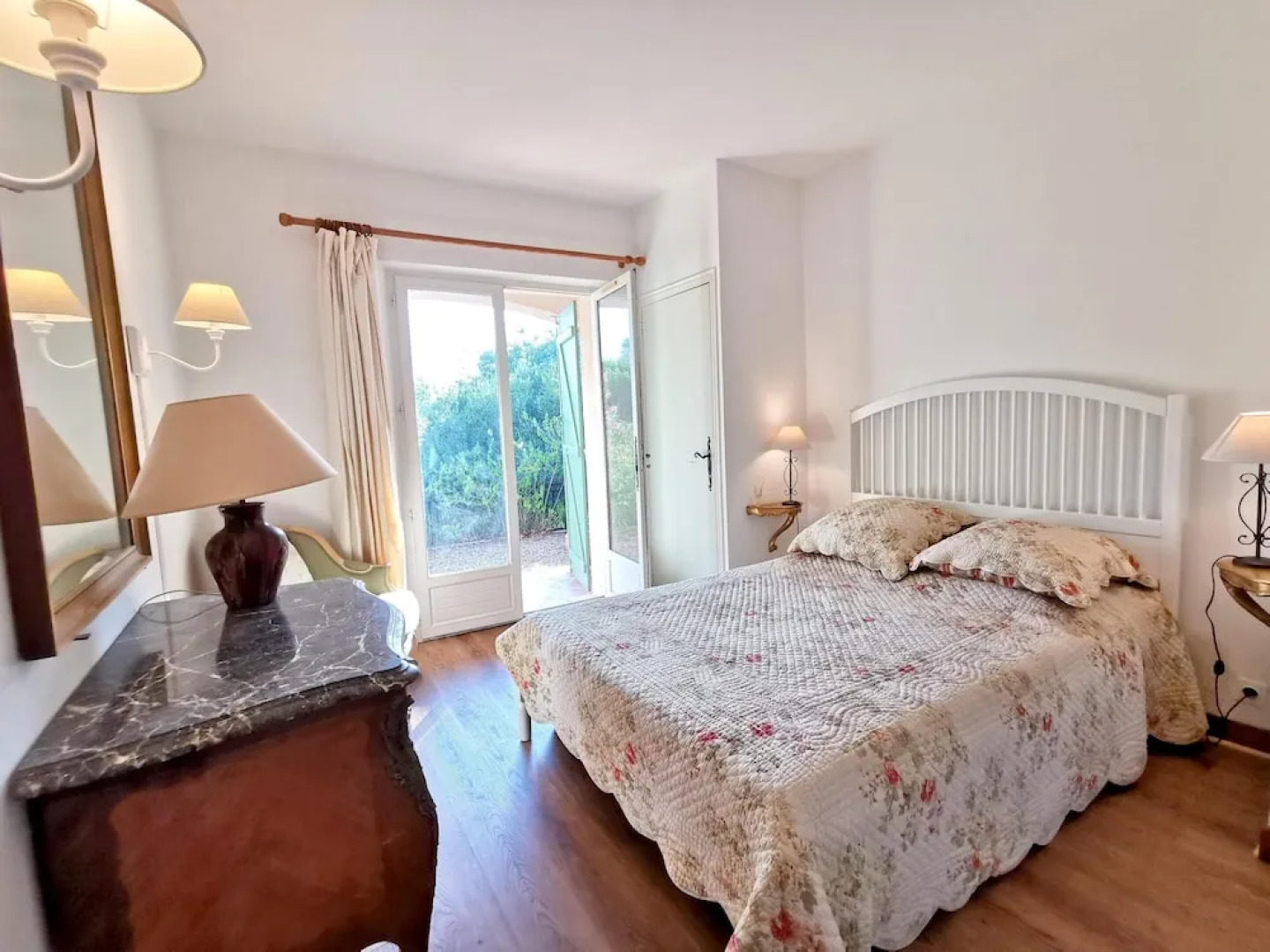 Villa With 4 Bedrooms in La Croix-valmer, With Private Pool, Enclosed