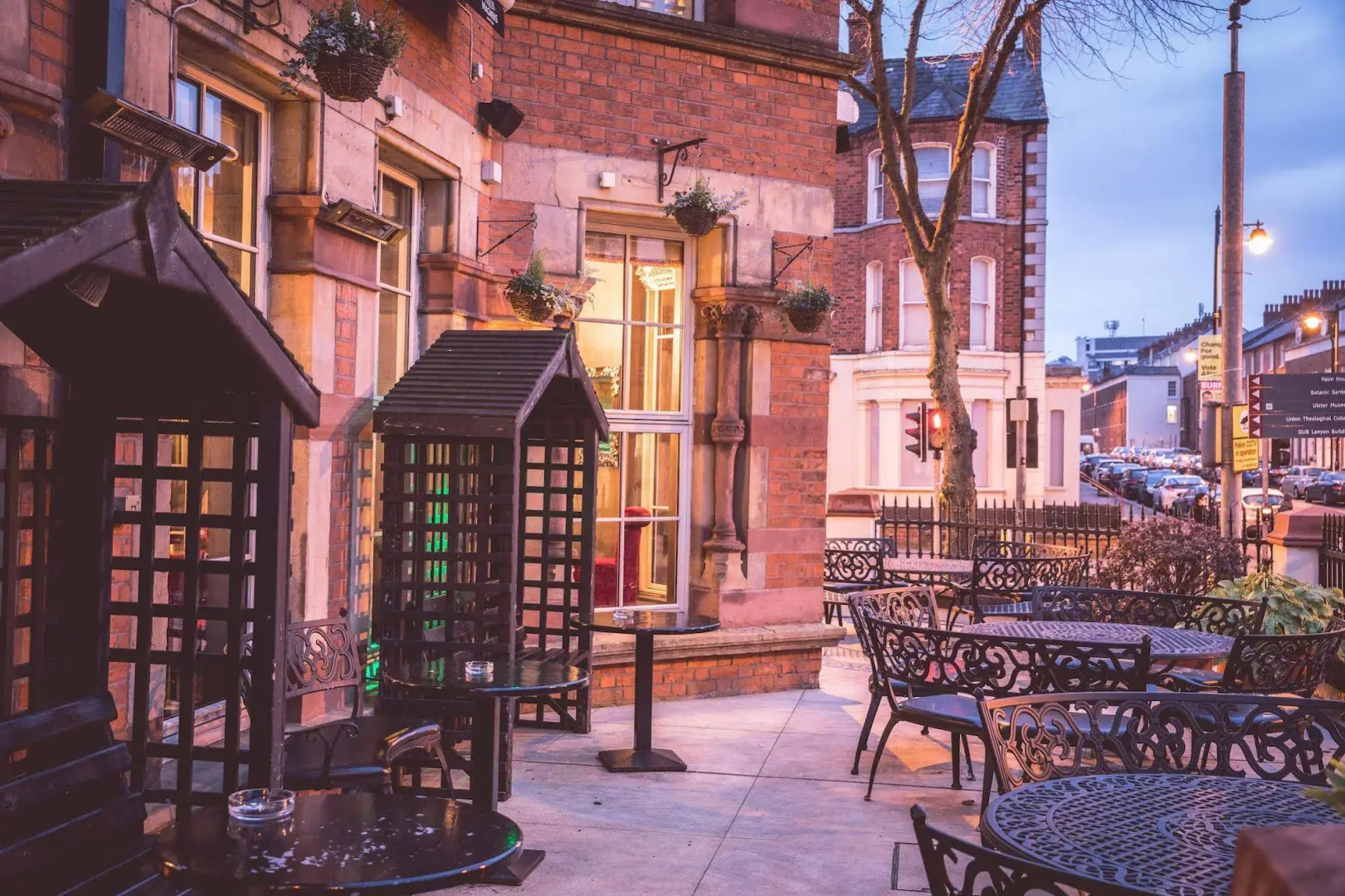 Dukes at Queens Boutique Hotel