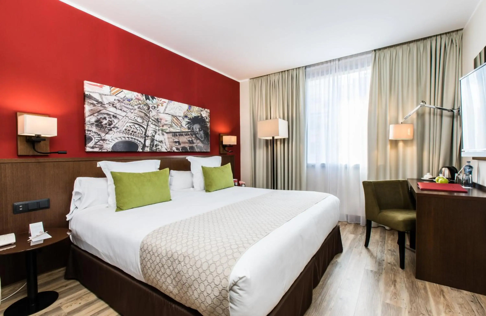 Отель Leonardo Hotel Barcelona Gran Via