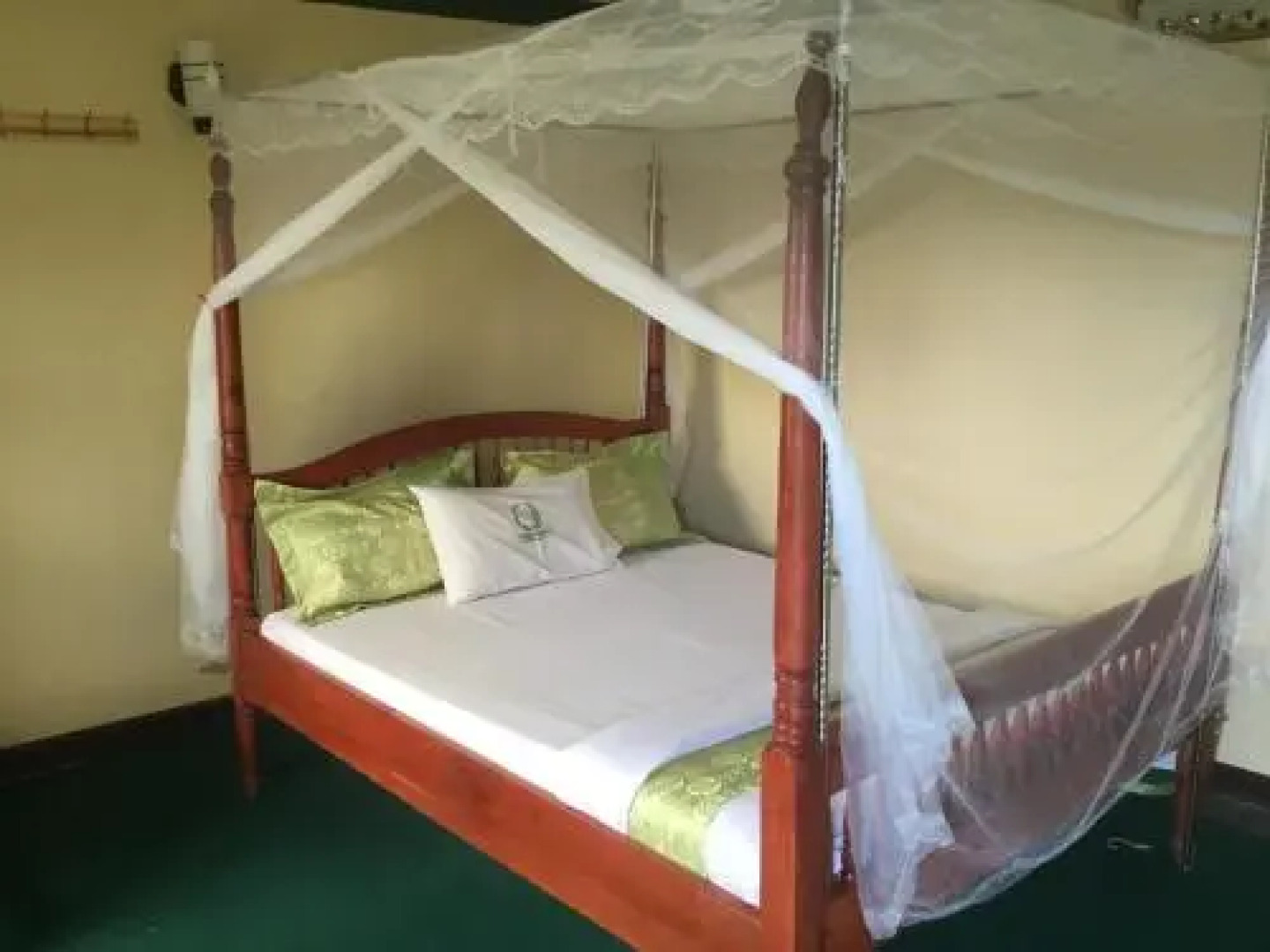 Ecomarvels Gorilla Resort