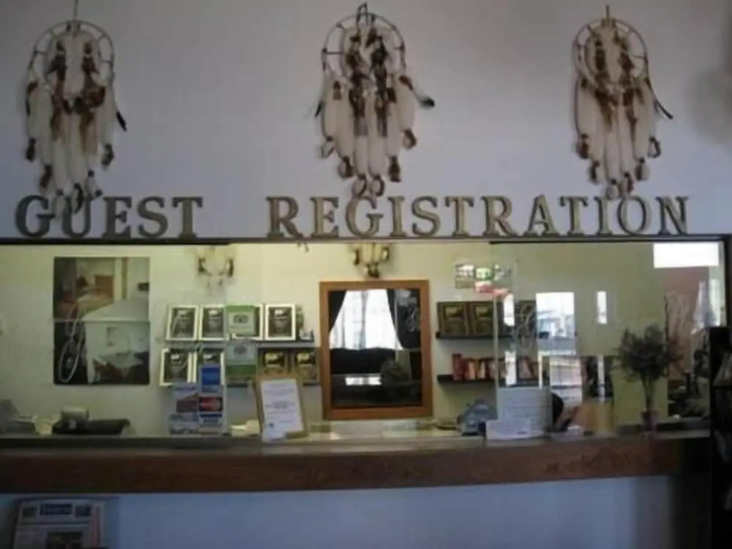 Glacier Gateway Plaza