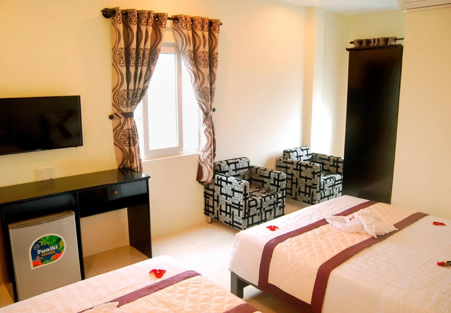 Canary Boutique Hotel