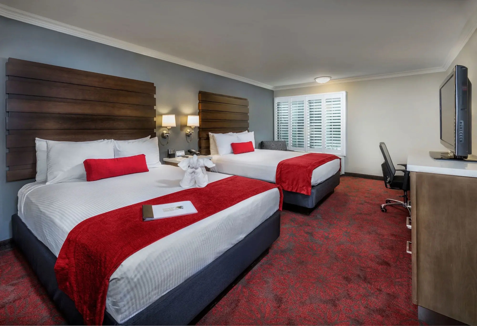 Desert Palms Hotel & Suites