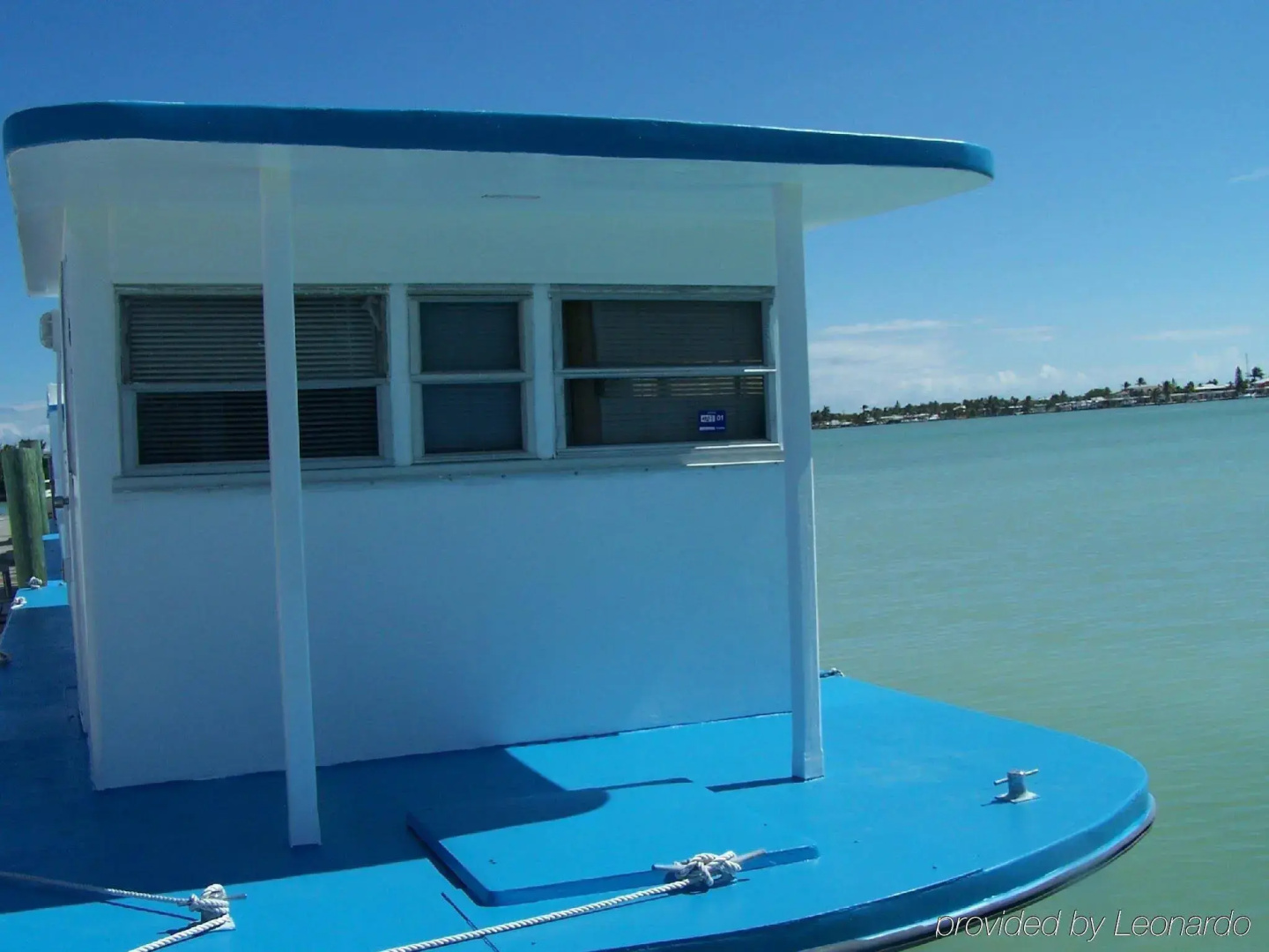 Floating Sea Cove Resort & Marina