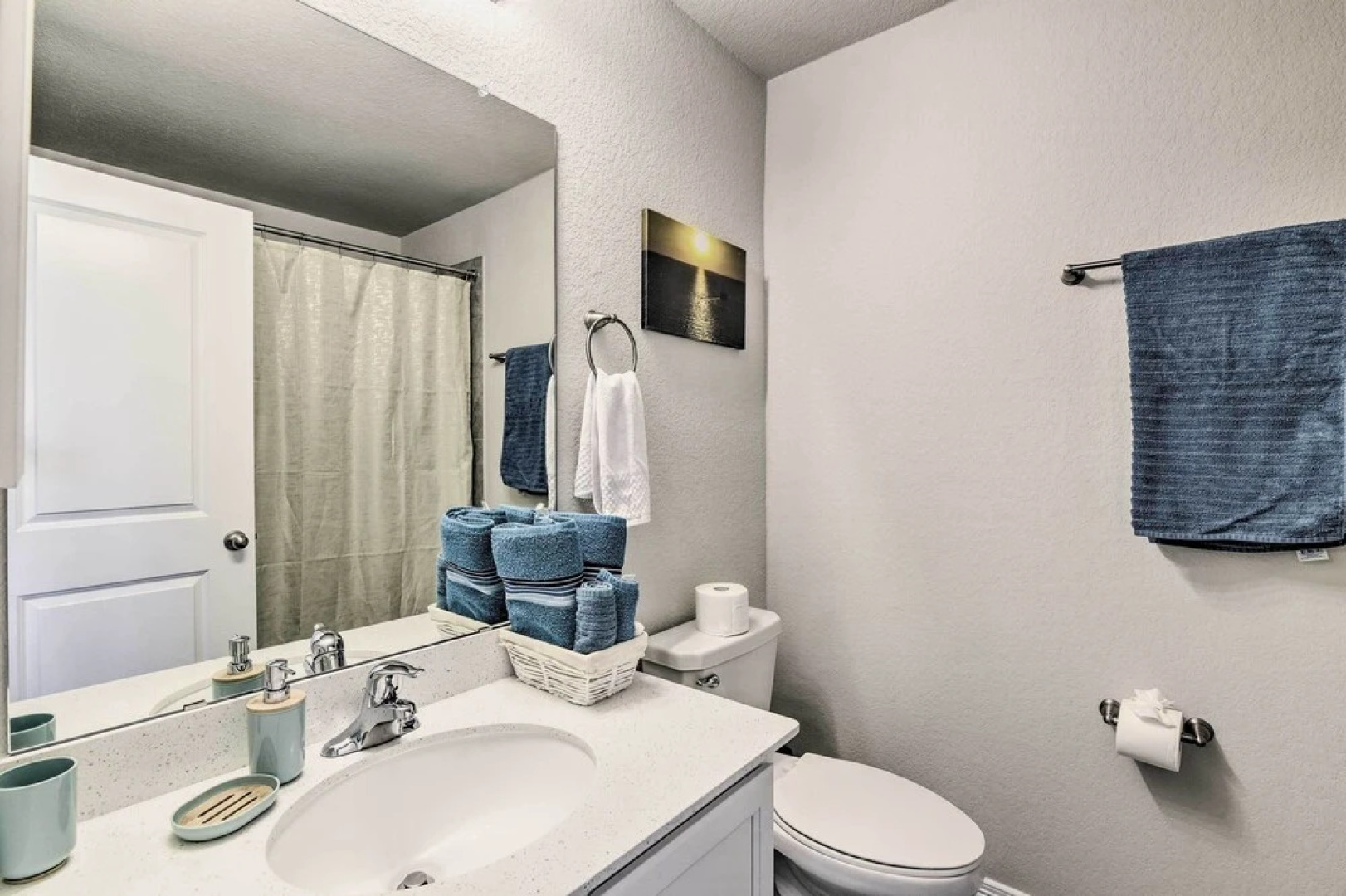 La Porte Getaway w/ Deck: Steps to Beach!