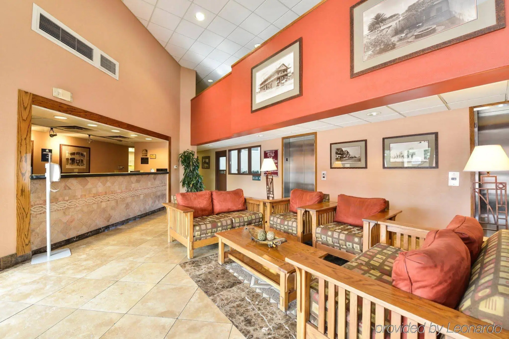 Holiday Inn Express & Suites Phoenix - Tempe by IHG