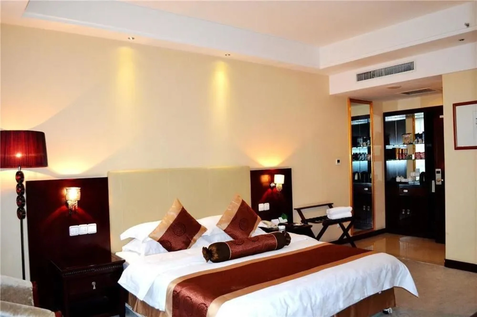 Zhongzhou International Hotel