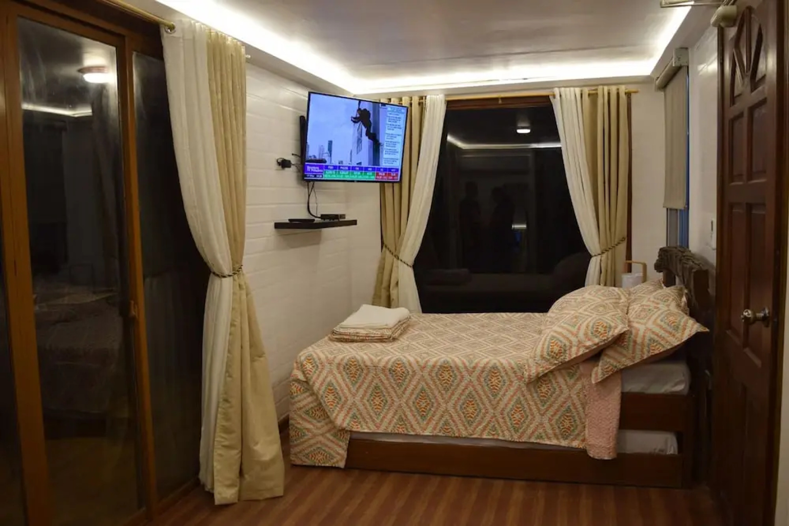 Zoobic Glampz- Subic
