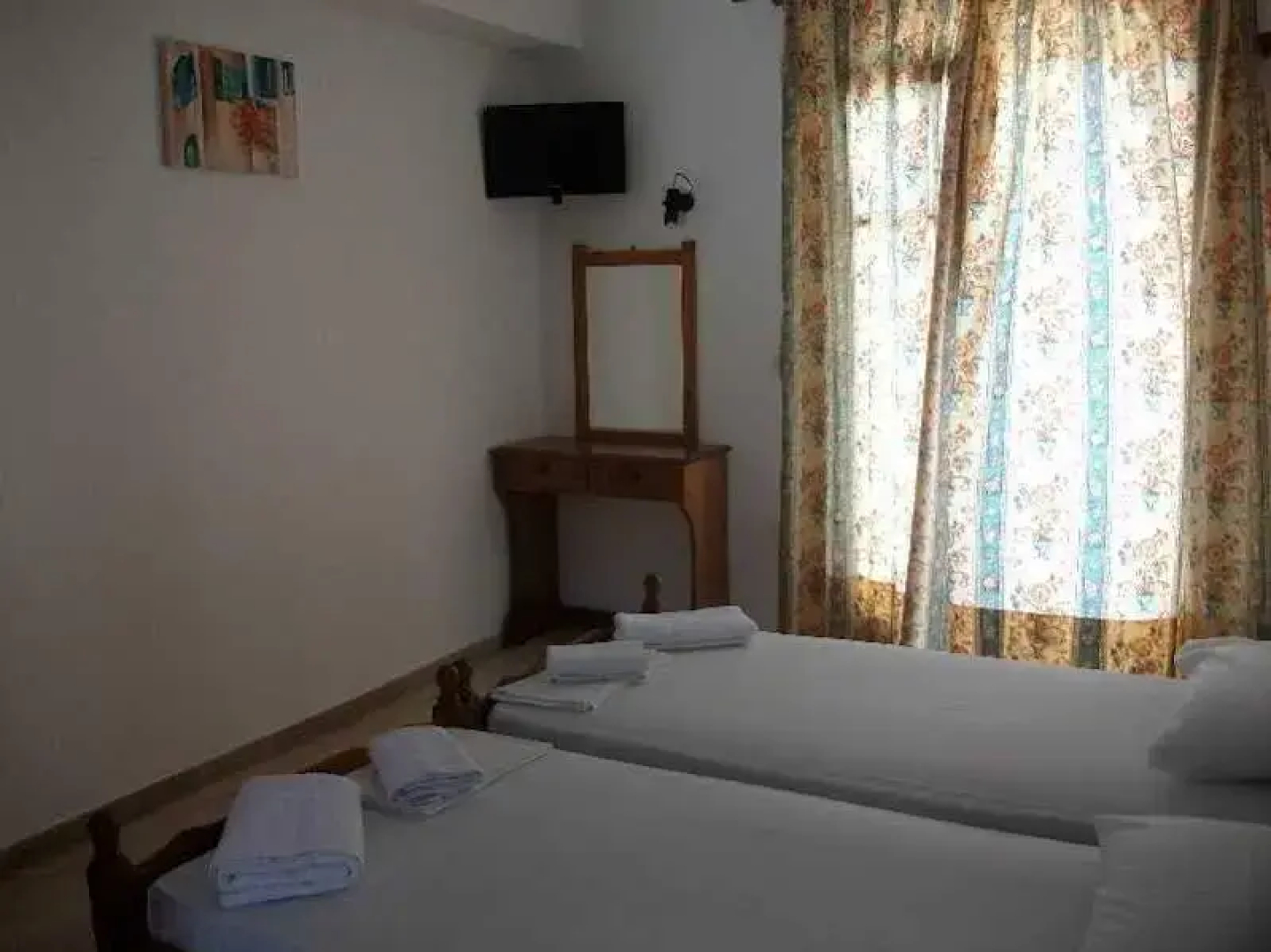 Roza Studios