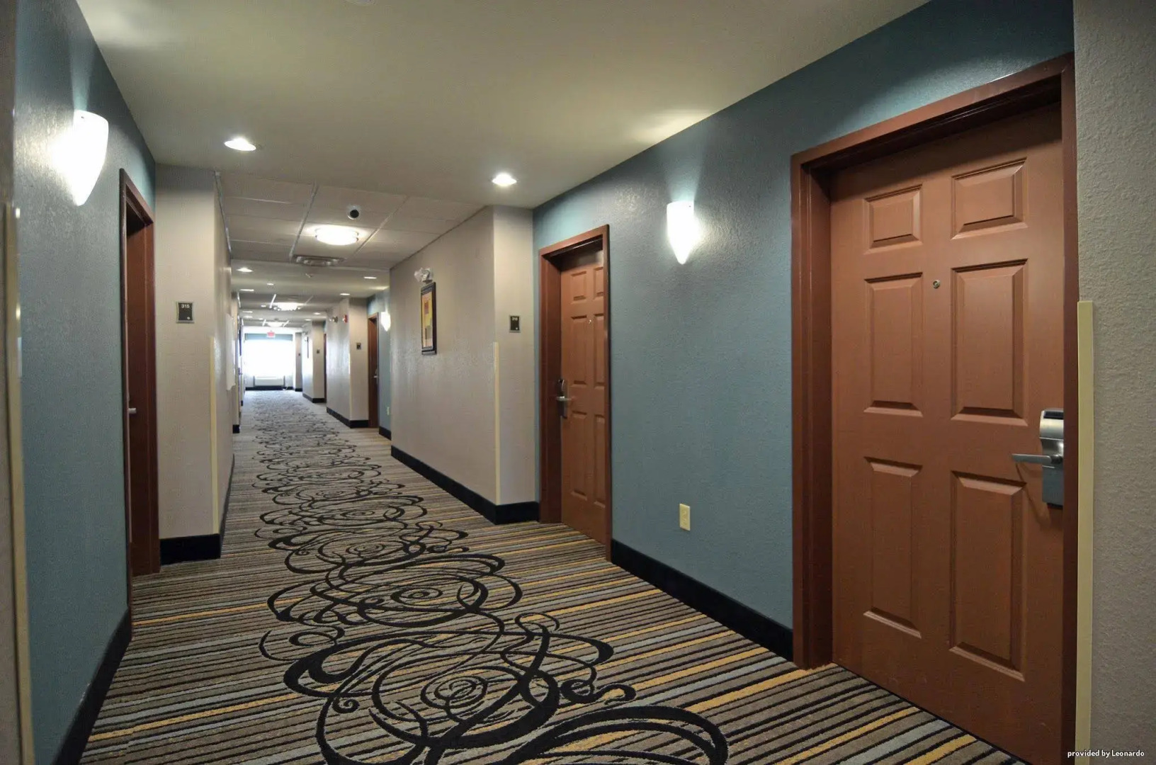 Best Western Plus Kenedy Inn