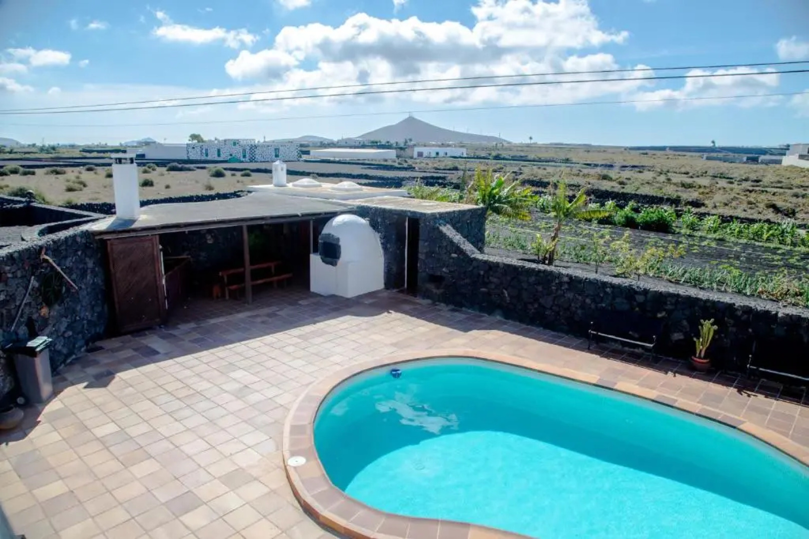 casa los veroles lanzarote