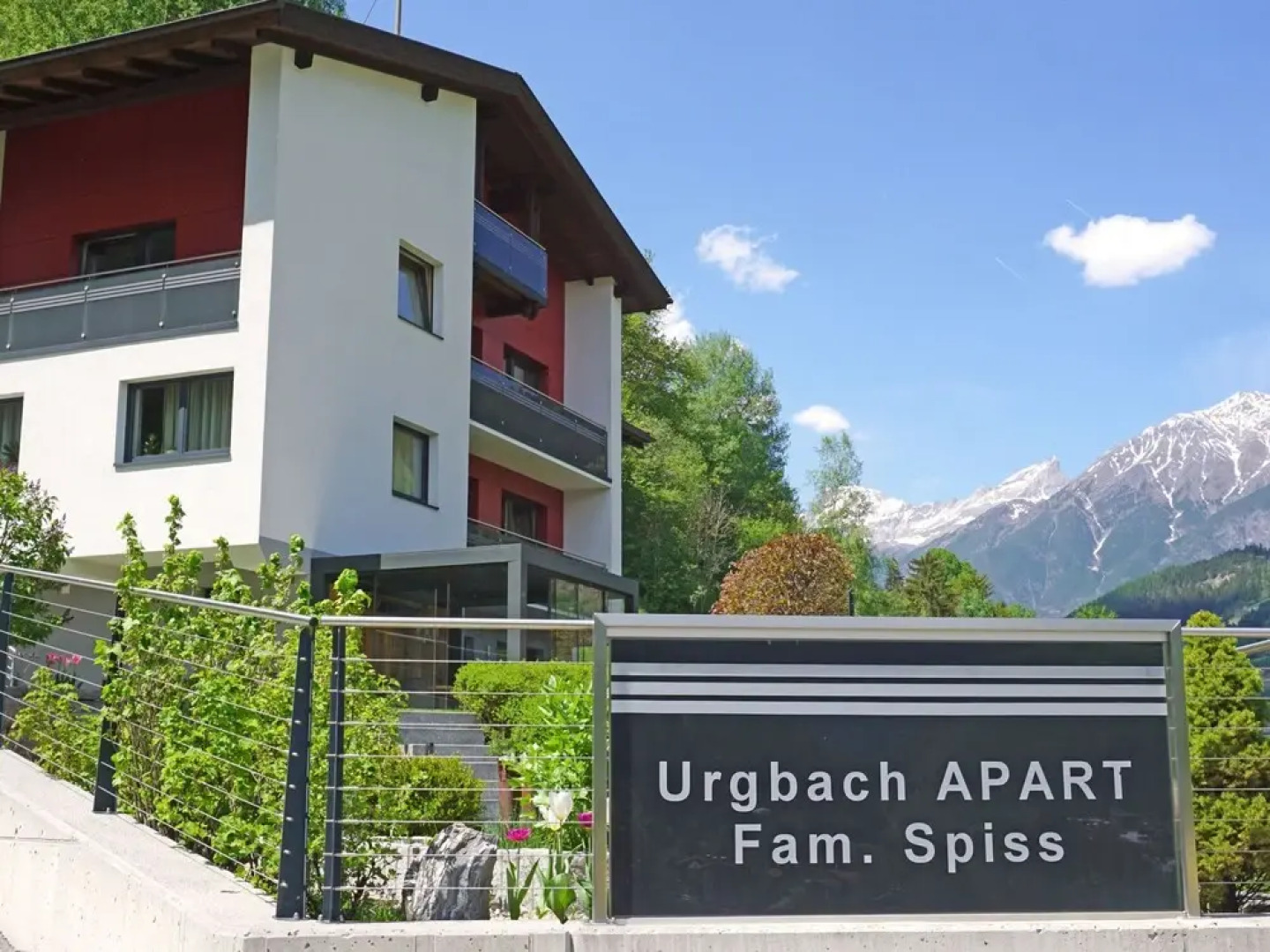 Urgbach Apart Flie