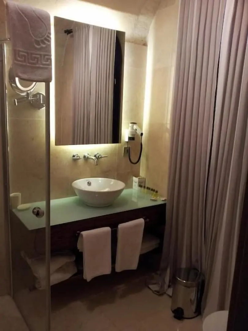 Shmayaa Hotel - Special Class